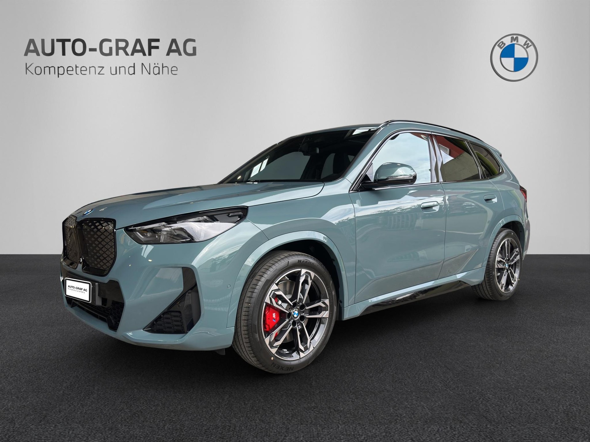 BMW iX1 30 xDrive M Sport Pro Edition-image-0