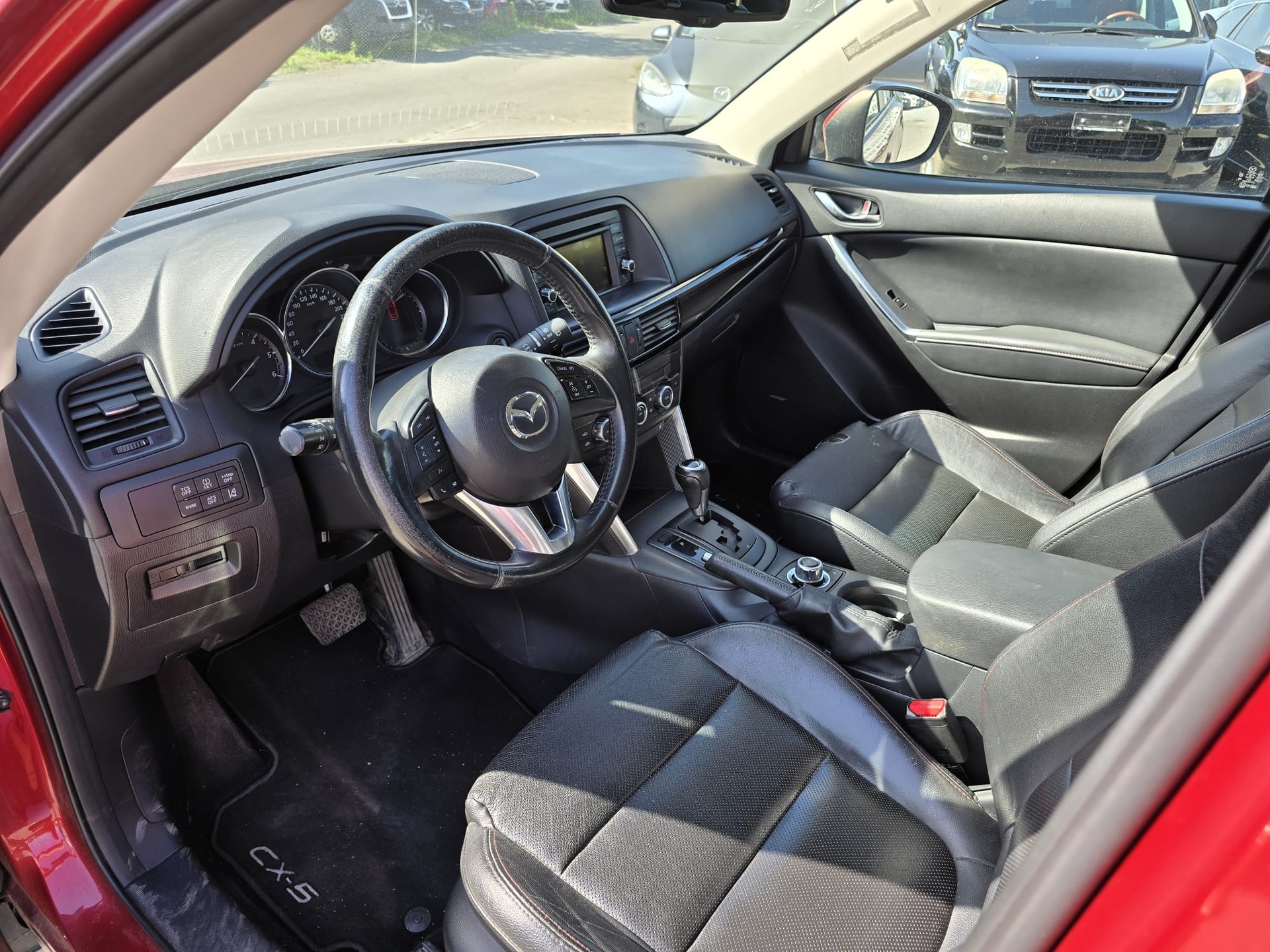 MAZDA CX-5 2.2 D HP Revolution AWD Automatic-image-13
