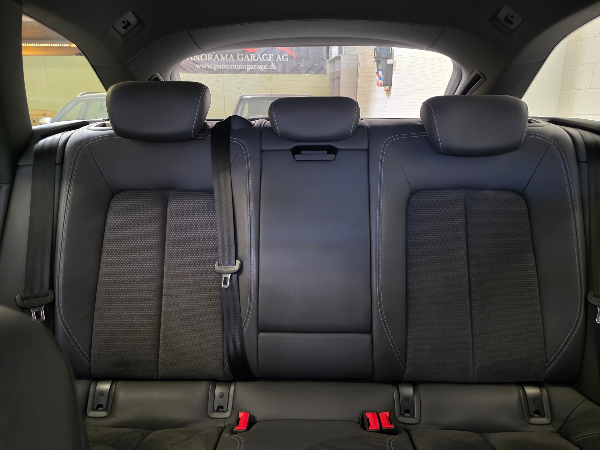 AUDI A6 Avant 40 TDI S-LINE Sport quattro S-tronic-image-21