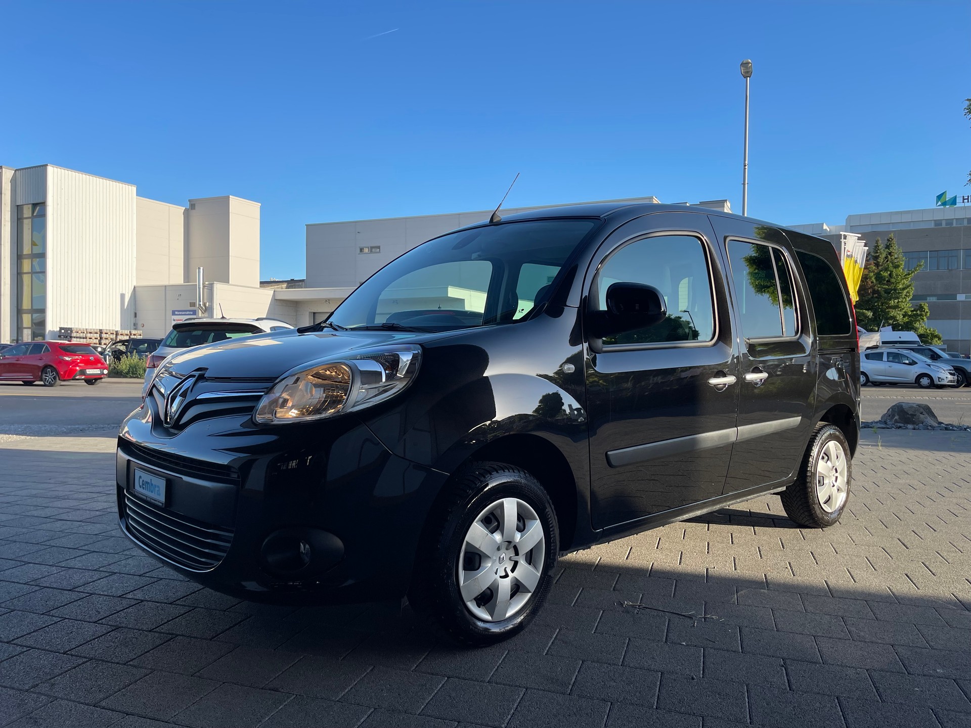 RENAULT Grand Kangoo 1.5 dCi Zen EDC