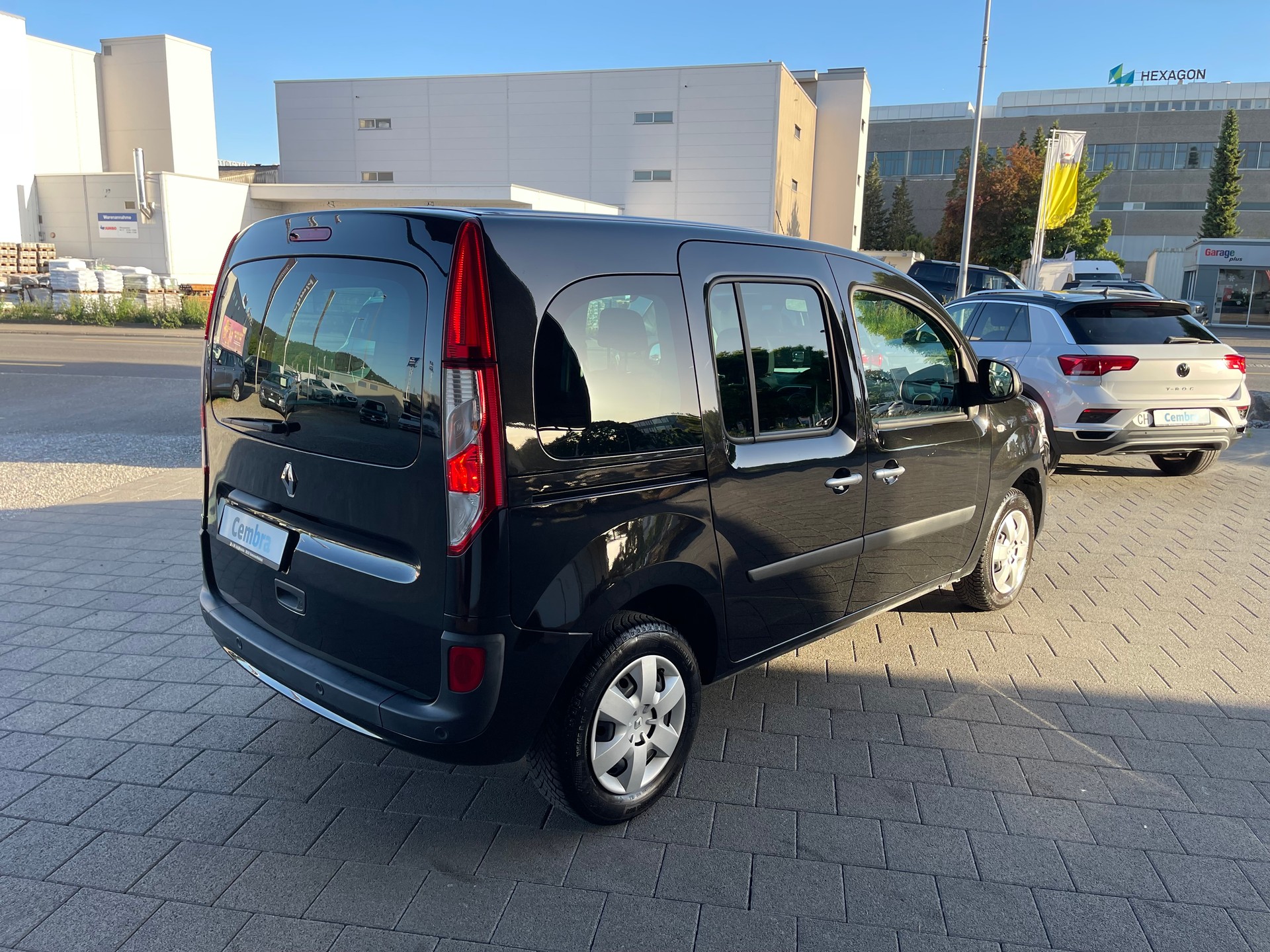 RENAULT Grand Kangoo 1.5 dCi Zen EDC-image-7