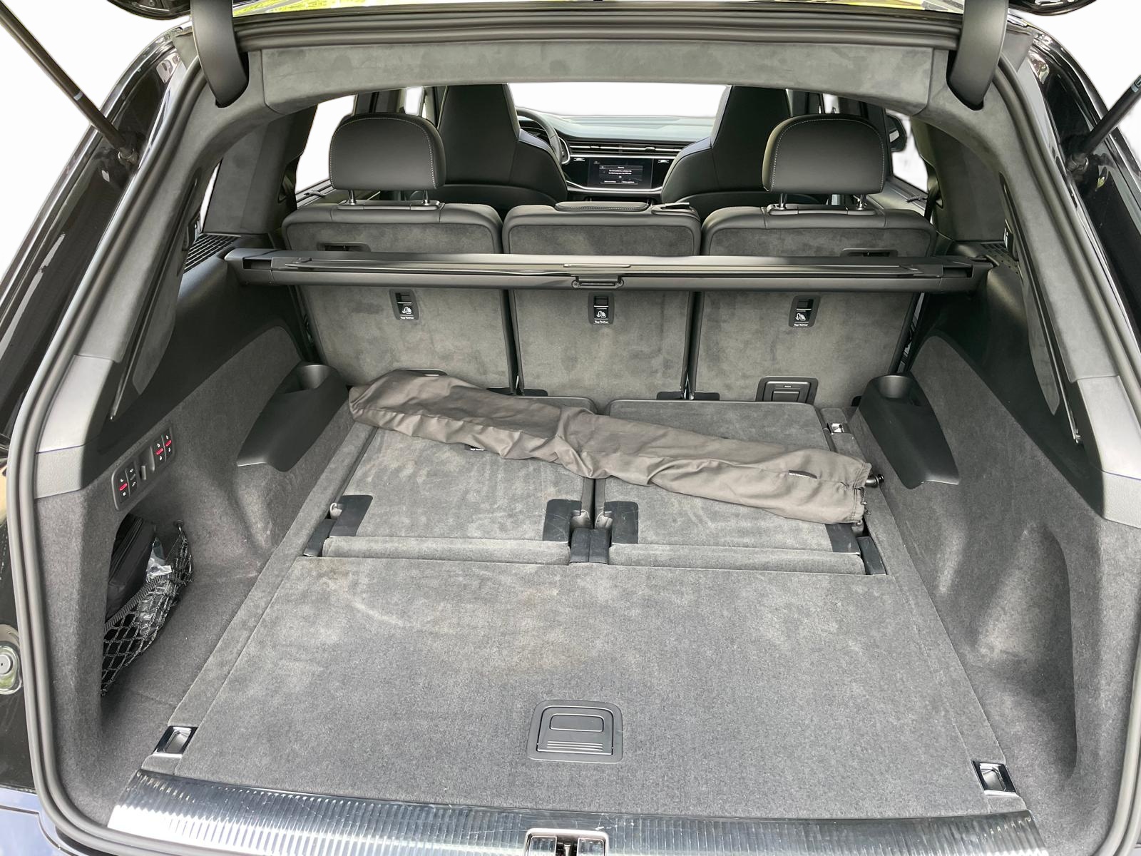 AUDI Q7 50 TDI quattro S Line tiptronic-image-9