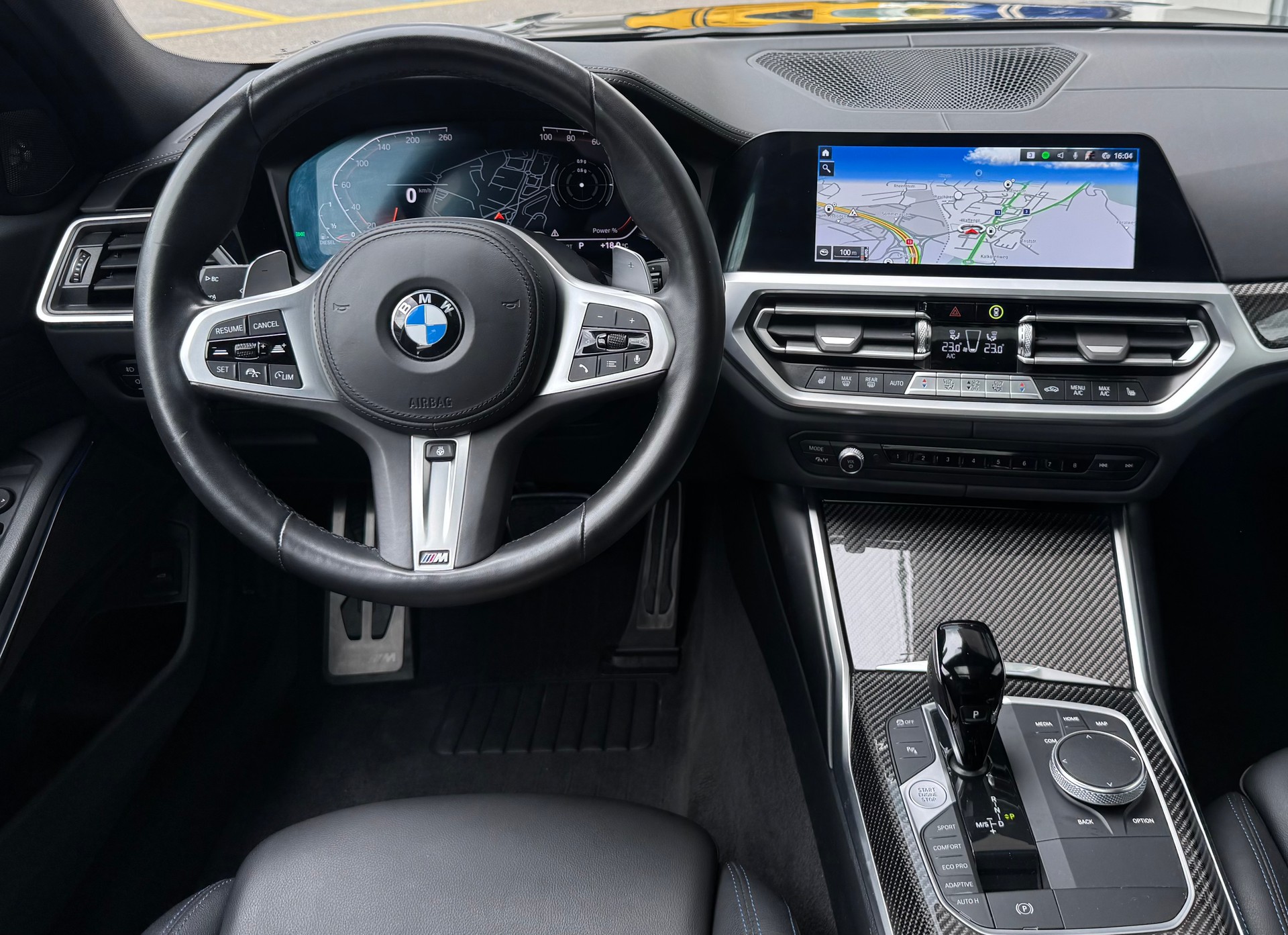 BMW 330d xDrive 48V Touring M Sport Steptronic-image-14