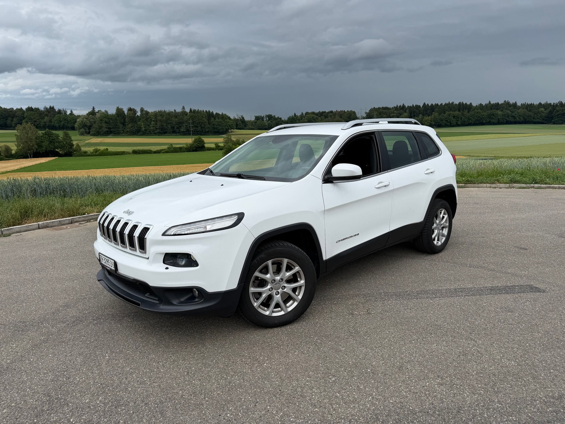 JEEP Cherokee 2.0TD Longitude Swiss Edition AWD 9ATX-image-0