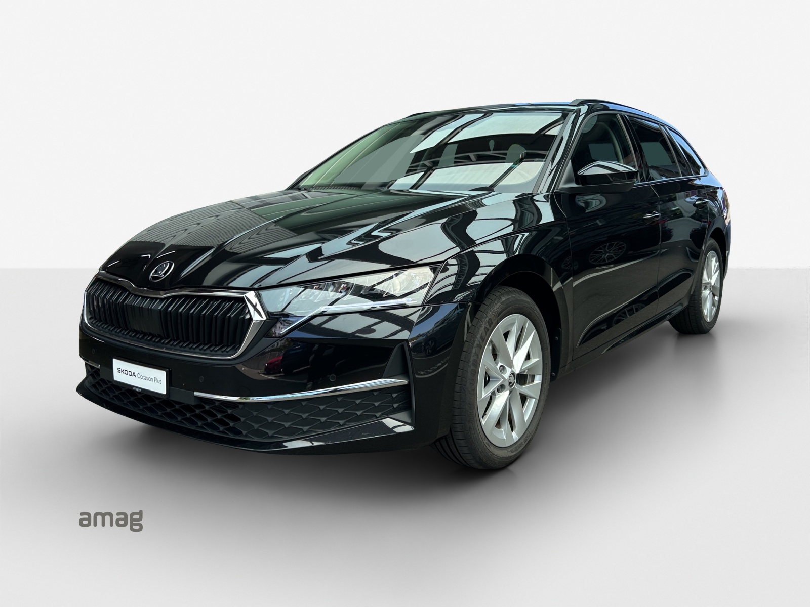 SKODA Octavia Combi 1.5 TSI mHEV DSG Dynamic-image-0