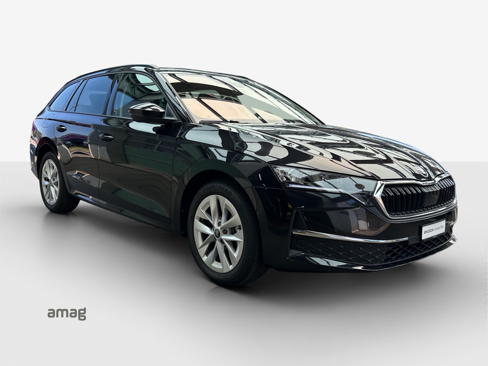 SKODA Octavia Combi 1.5 TSI mHEV DSG Dynamic-image-5