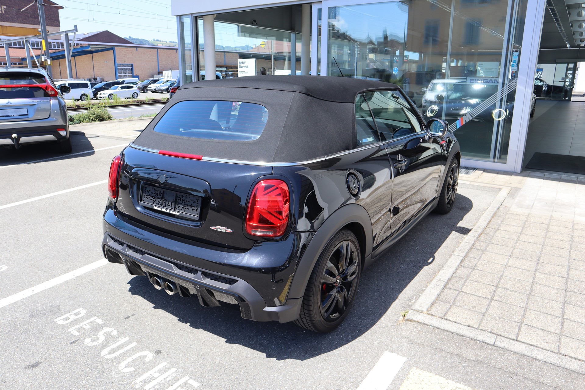 MINI Cooper JCW Cabrio Steptronic Euro6-image-14
