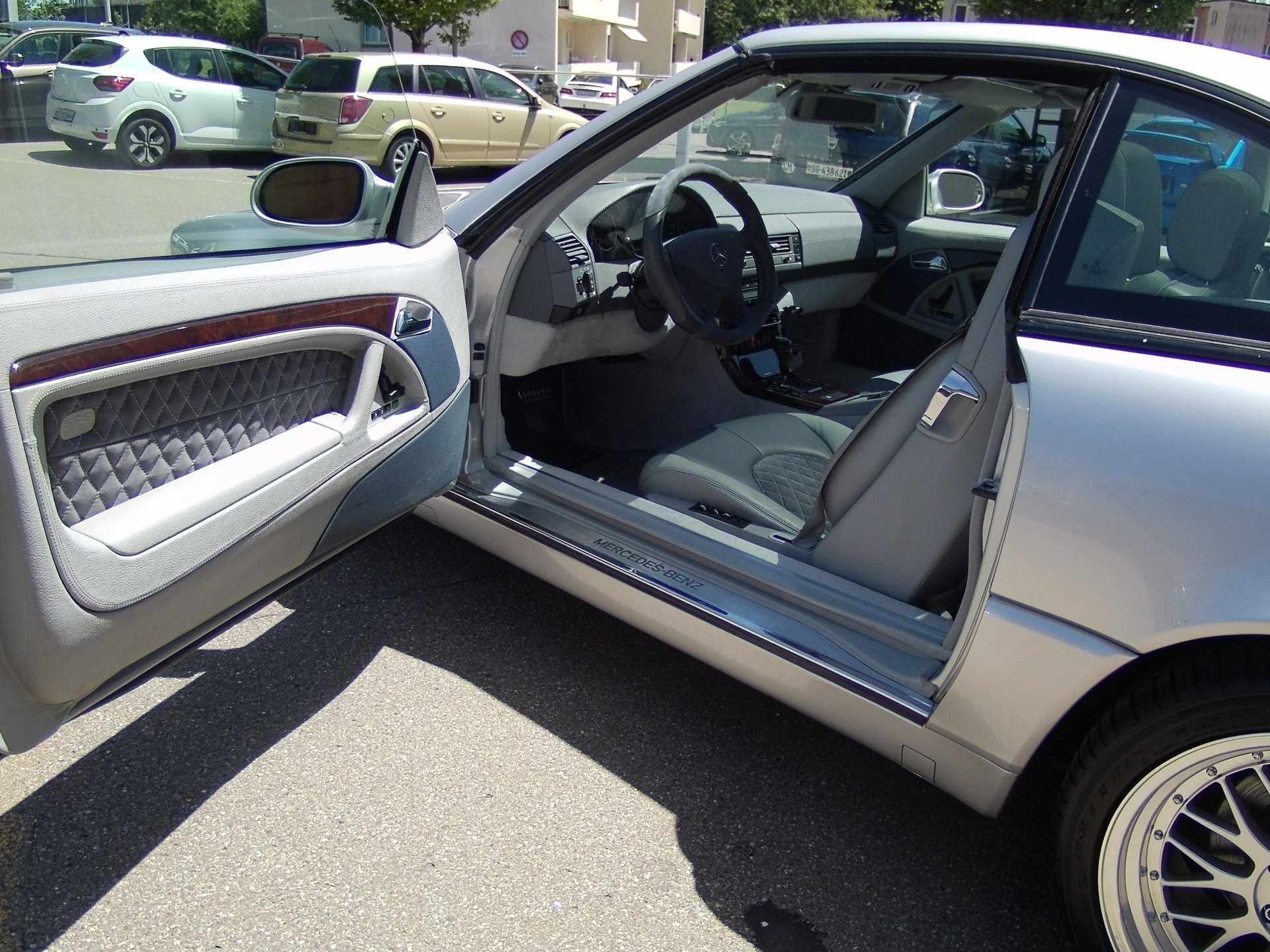 MERCEDES-BENZ SL 500 Automatic-image-13