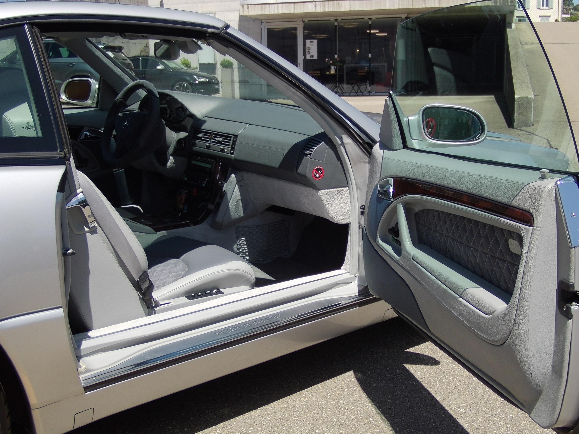 MERCEDES-BENZ SL 500 Automatic-image-11