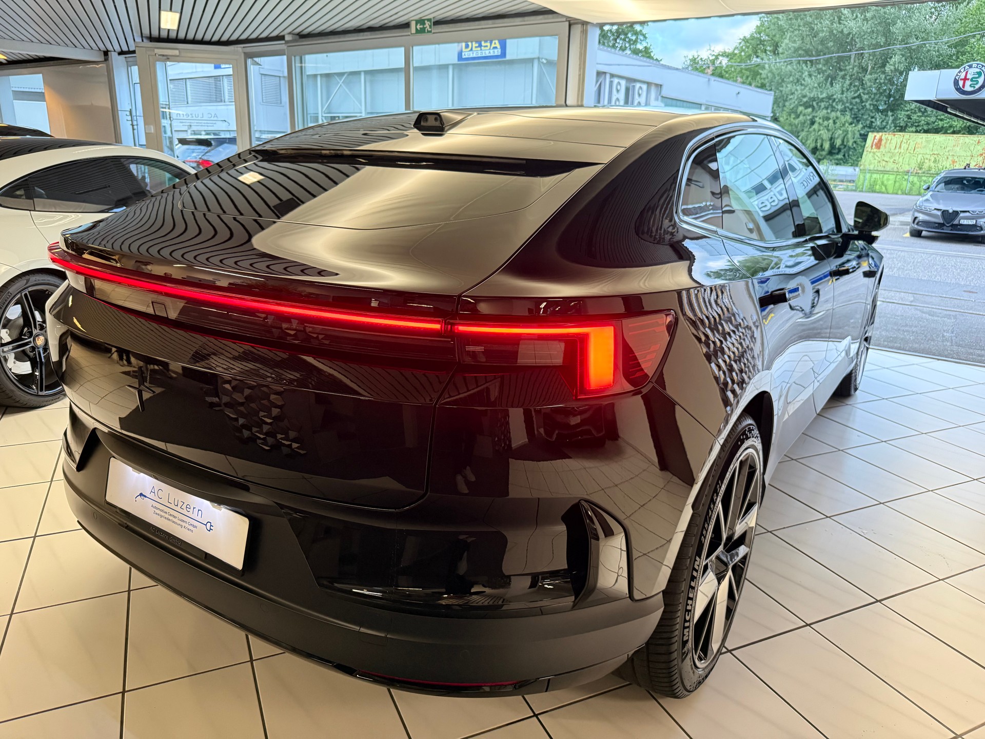 POLESTAR Polestar 4 Long Range Dual 100kWh Prime-image-4