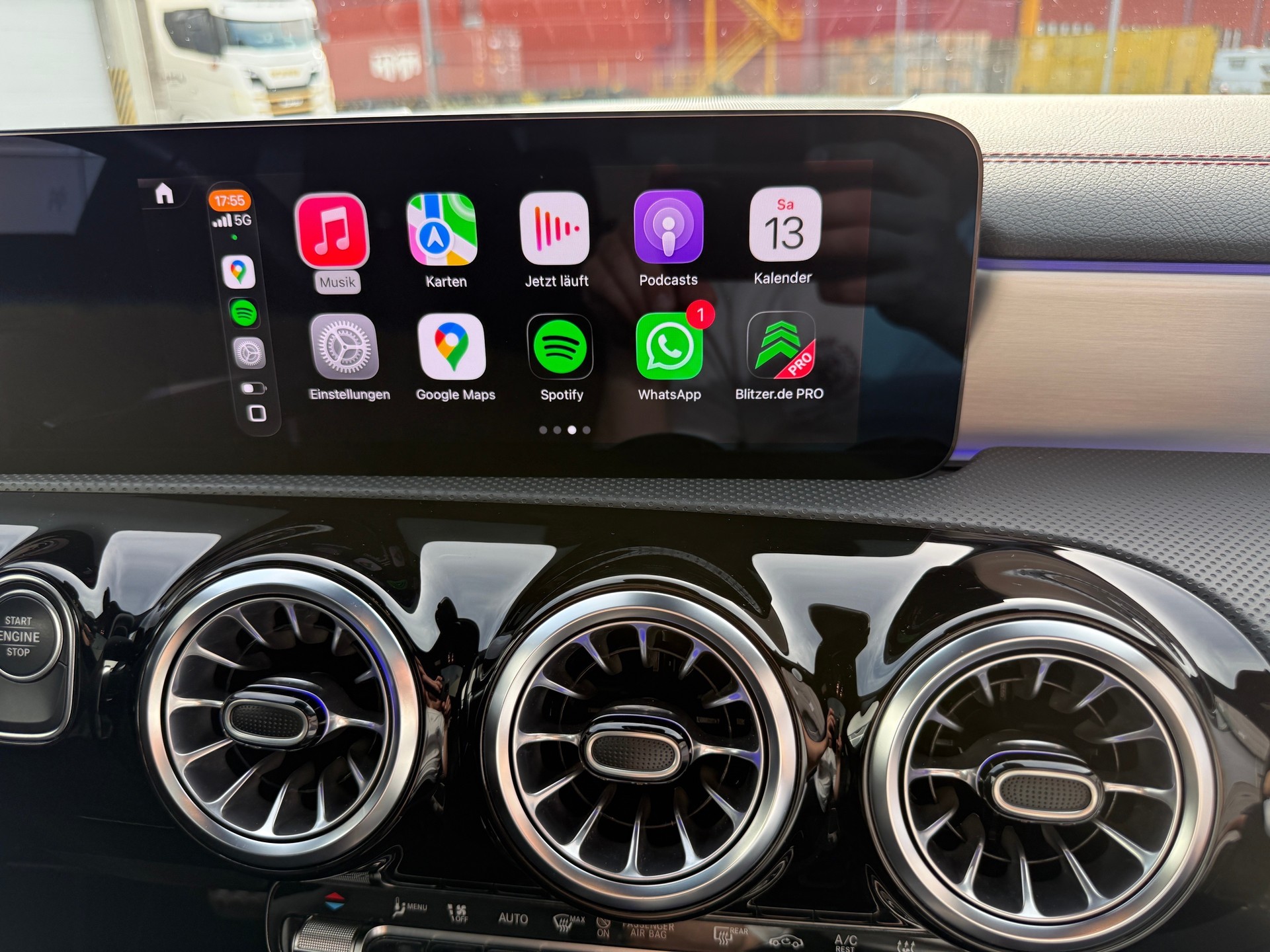 MERCEDES-BENZ A 250-image-14