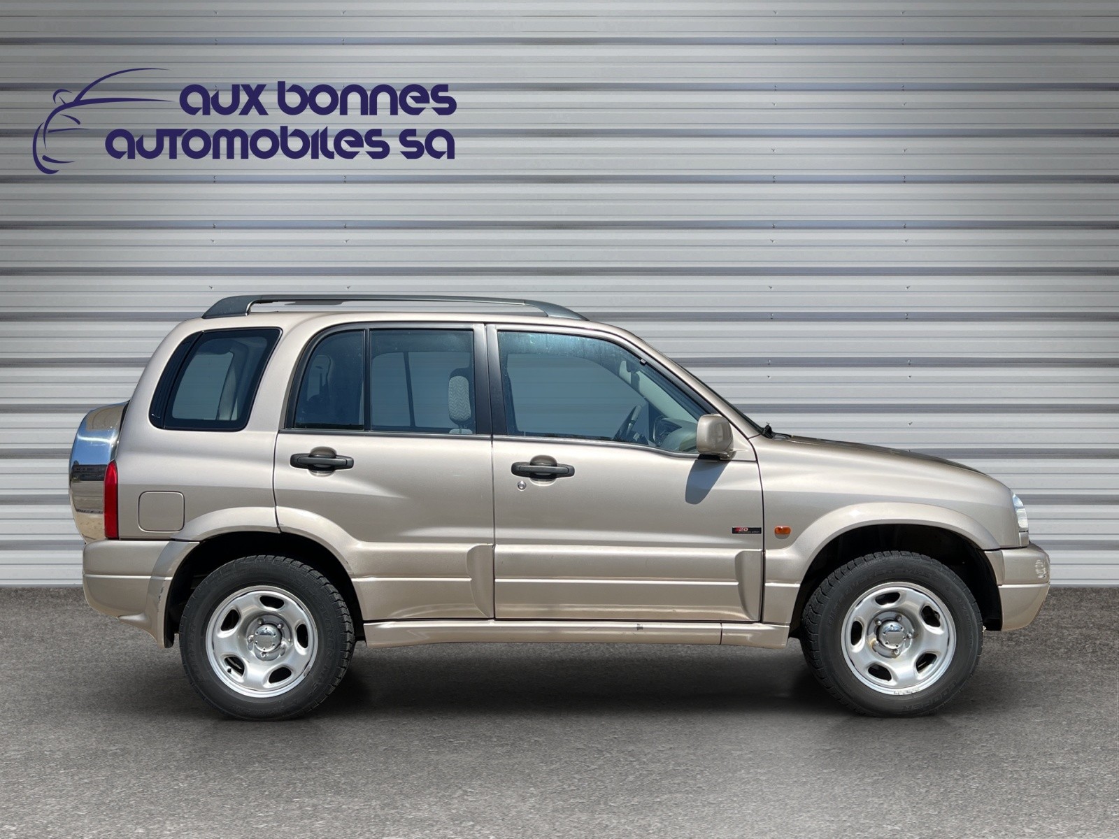 SUZUKI Grand Vitara 2.5 24V Anniversary Edition-image-6