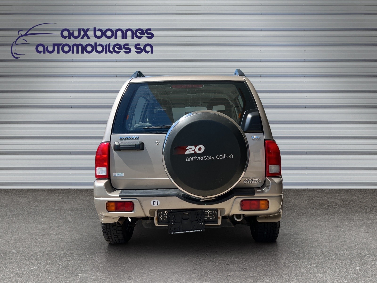 SUZUKI Grand Vitara 2.5 24V Anniversary Edition-image-7
