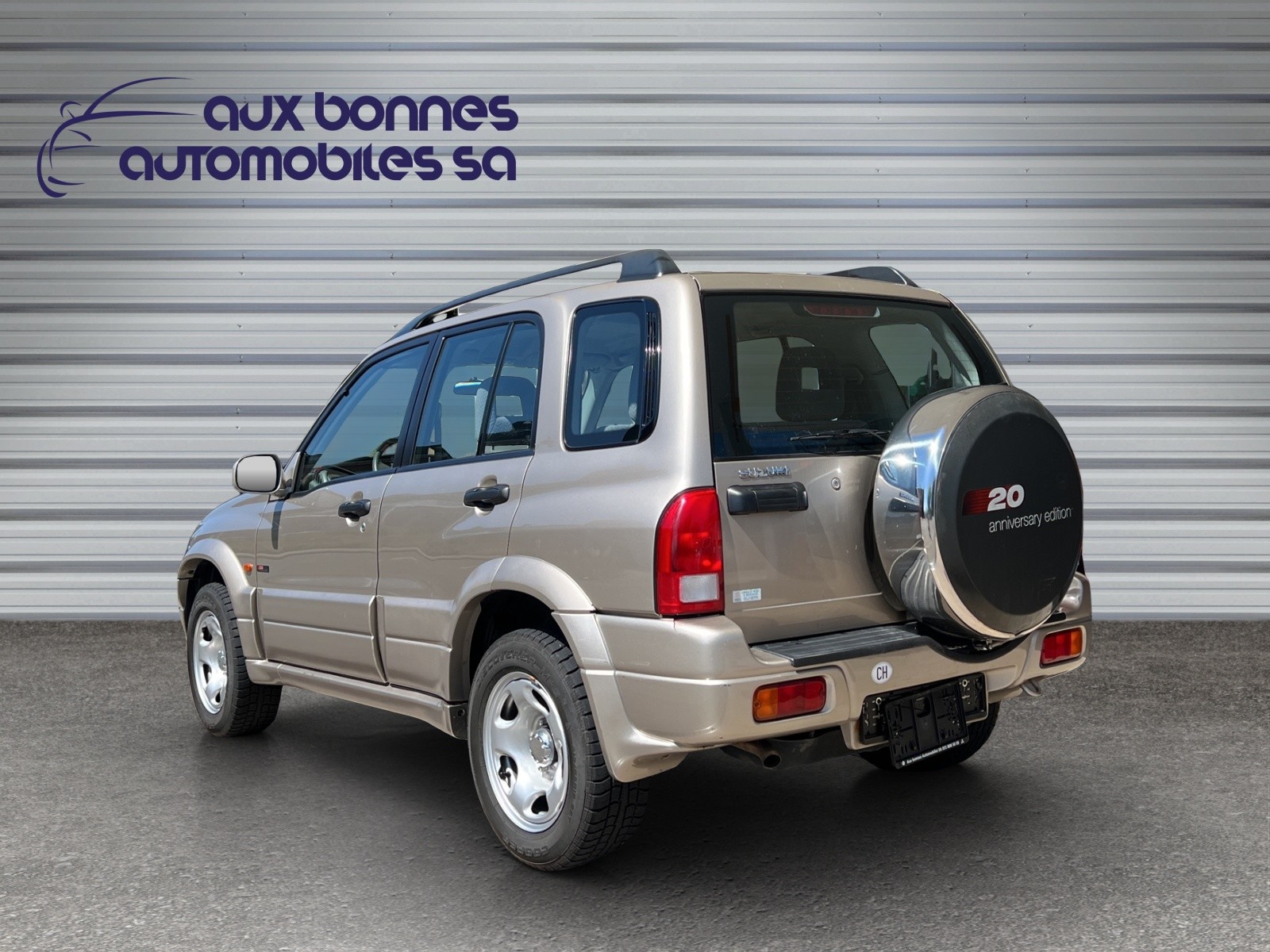SUZUKI Grand Vitara 2.5 24V Anniversary Edition-image-1