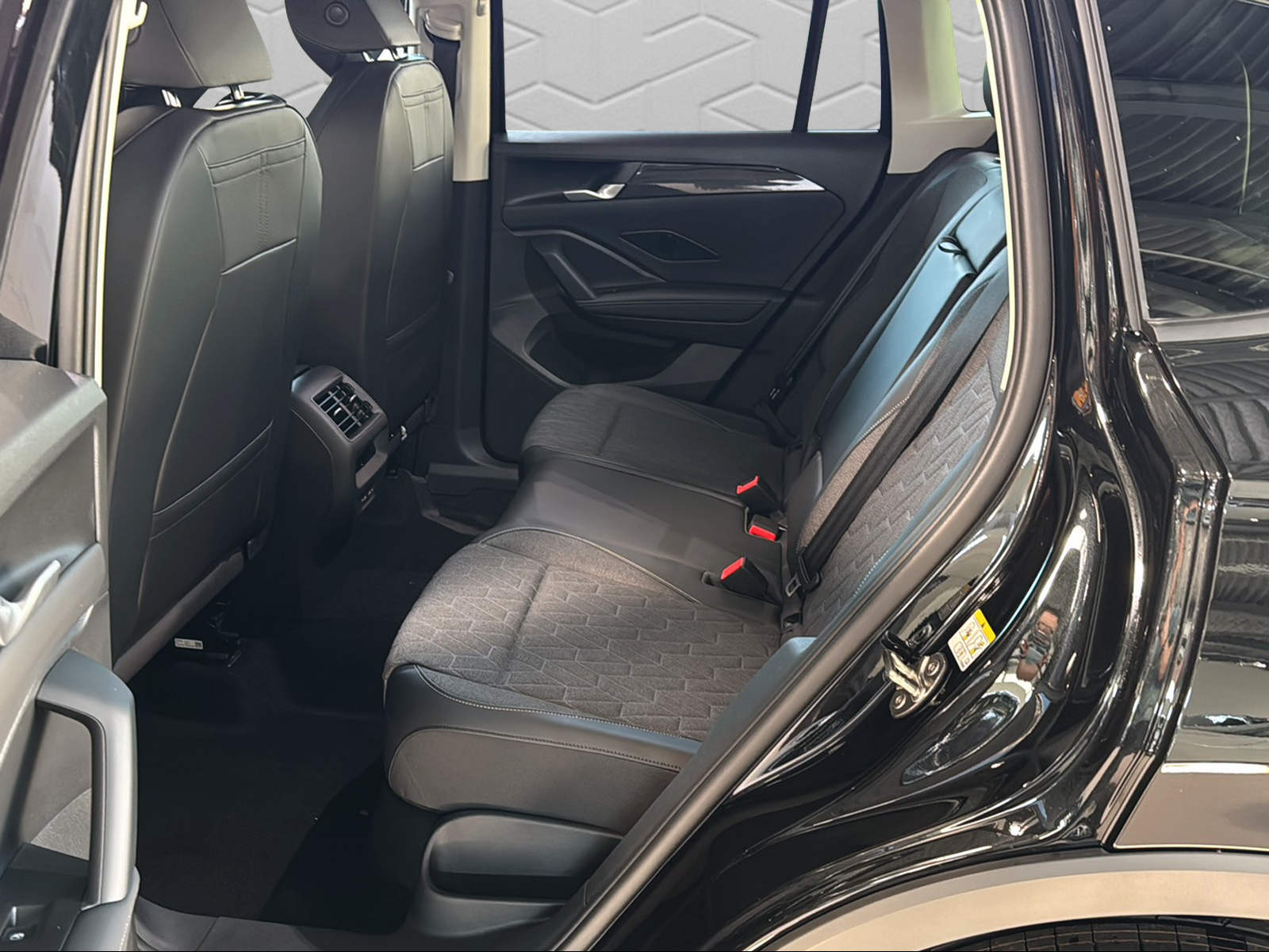 VW Tiguan 1.5 TSI evo2 mHEV United DSG-image-12