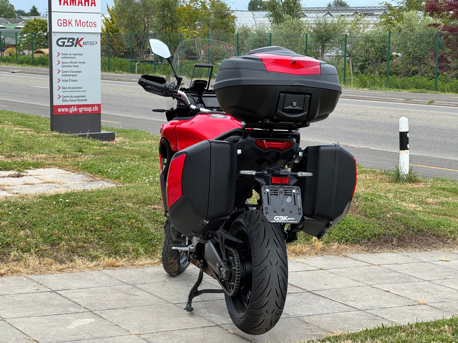 YAMAHA Tracer 9 GT-showroom-element-2