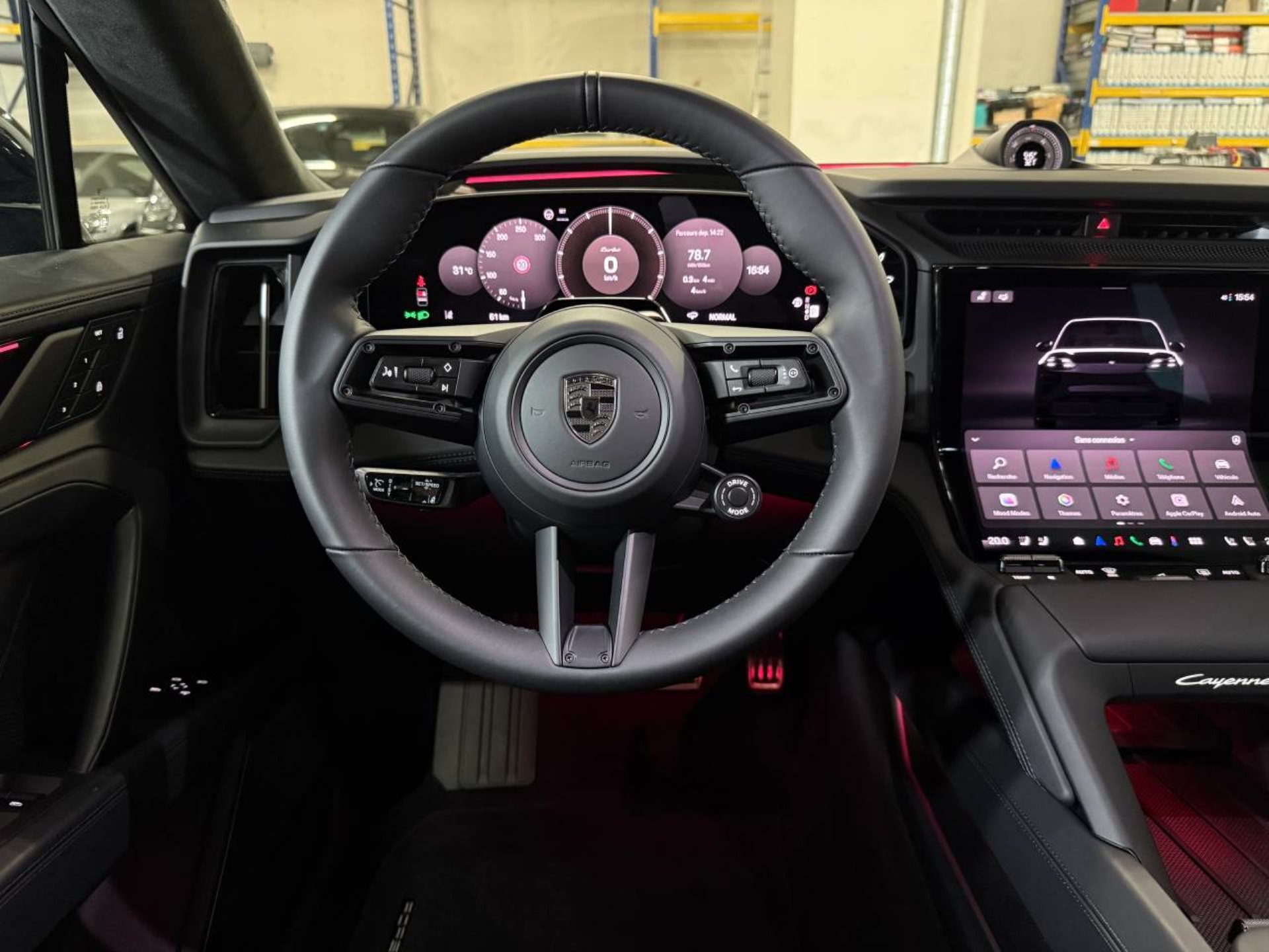 PORSCHE Cayenne Turbo Electric-image-10