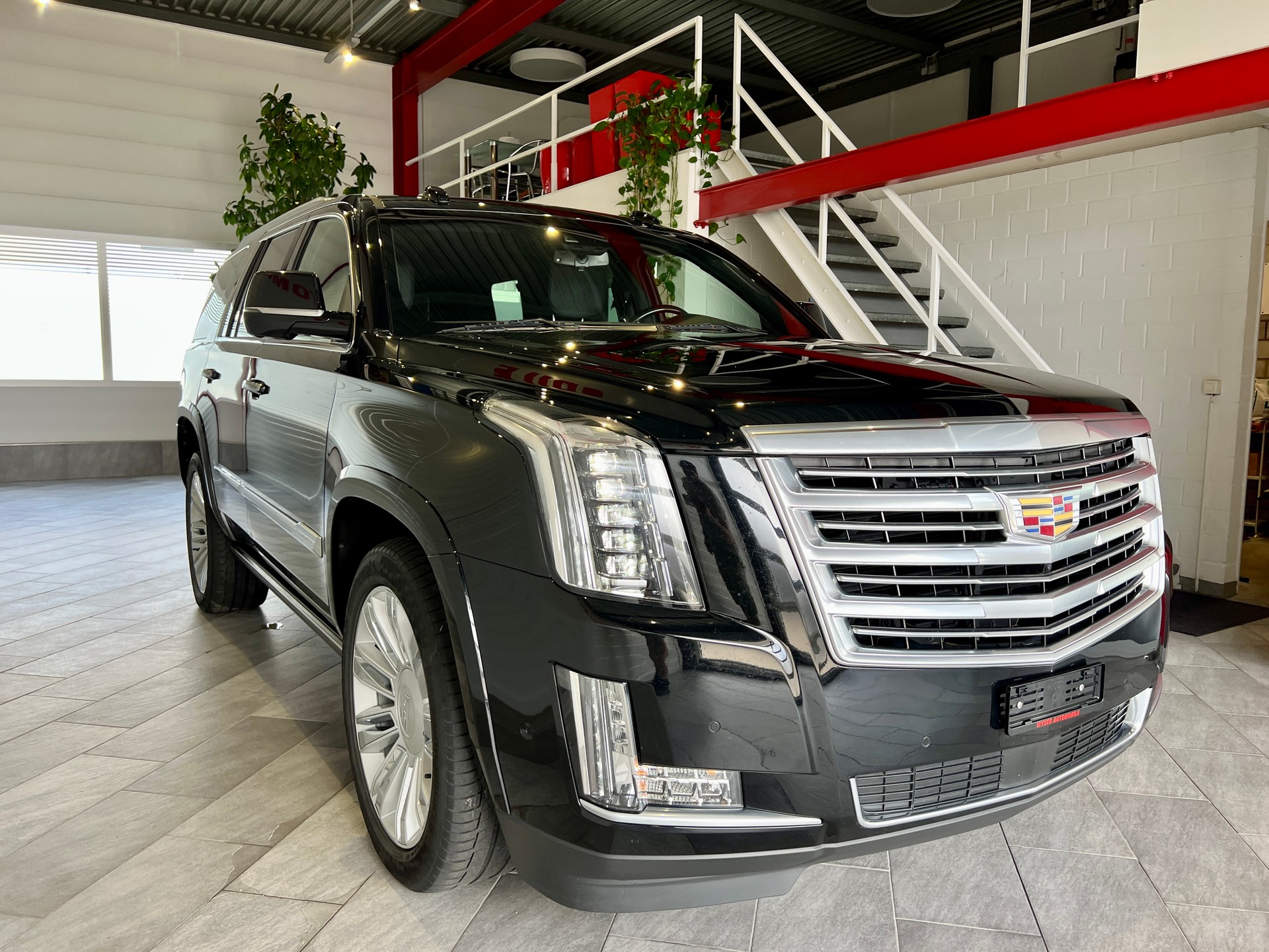 CADILLAC Escalade 6.2 ESV Platinum Automatic-image-30