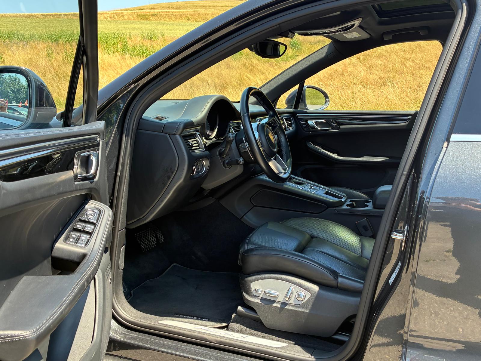 PORSCHE Macan S PDK-image-9