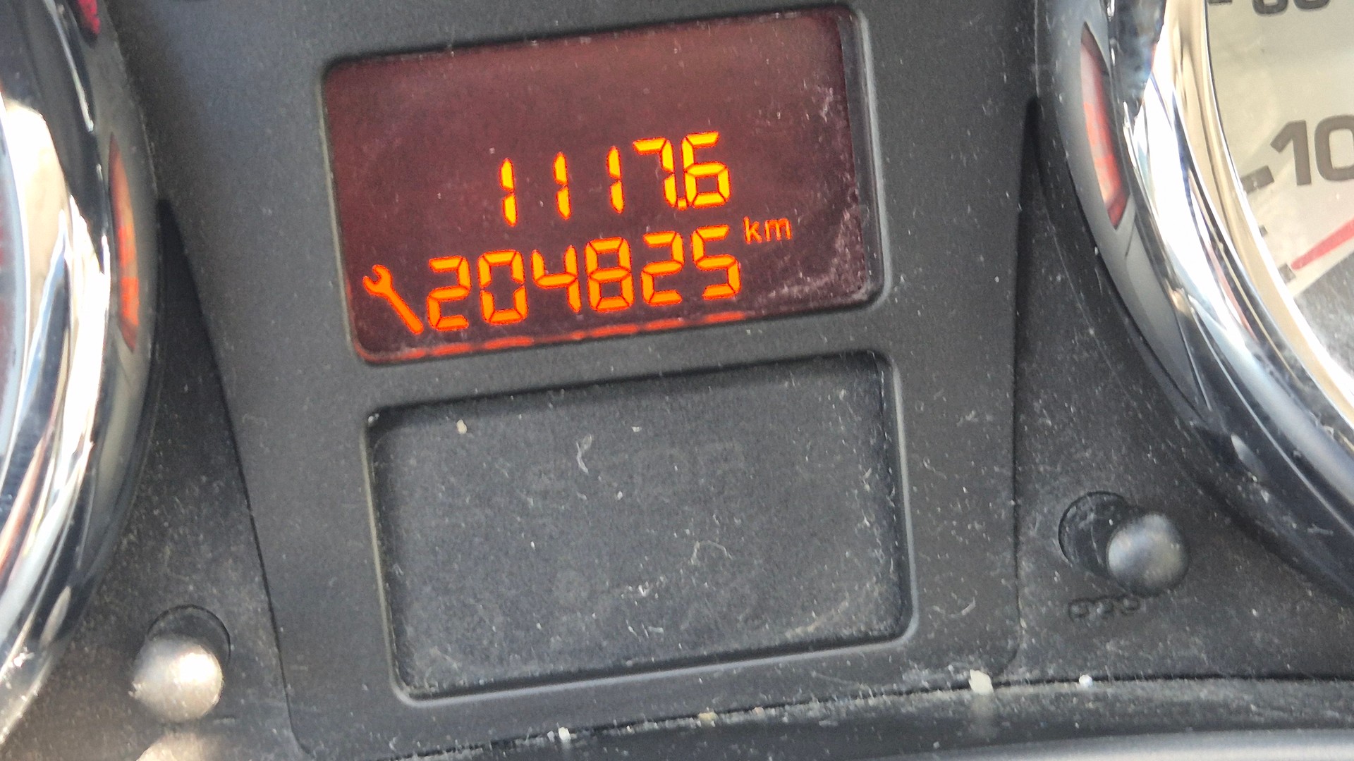 PEUGEOT 207 1.6 16V Black&Silver-image-12