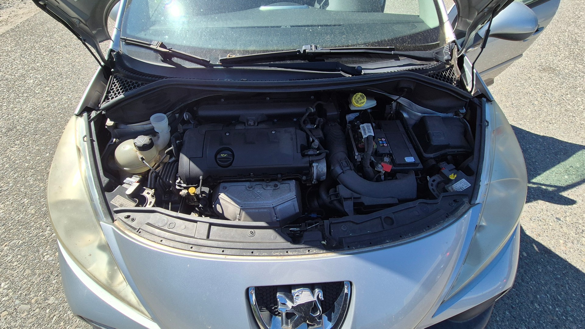 PEUGEOT 207 1.6 16V Black&Silver-image-11