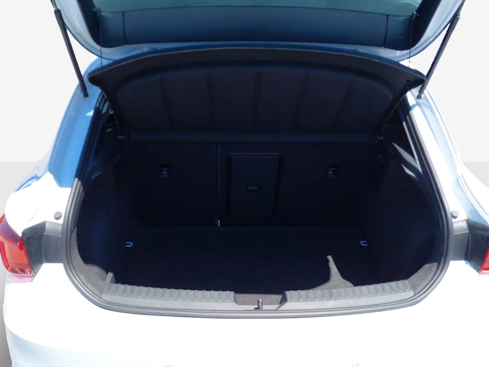 SEAT Leon 1.5 eTSI mHEV DSG FR-image-12