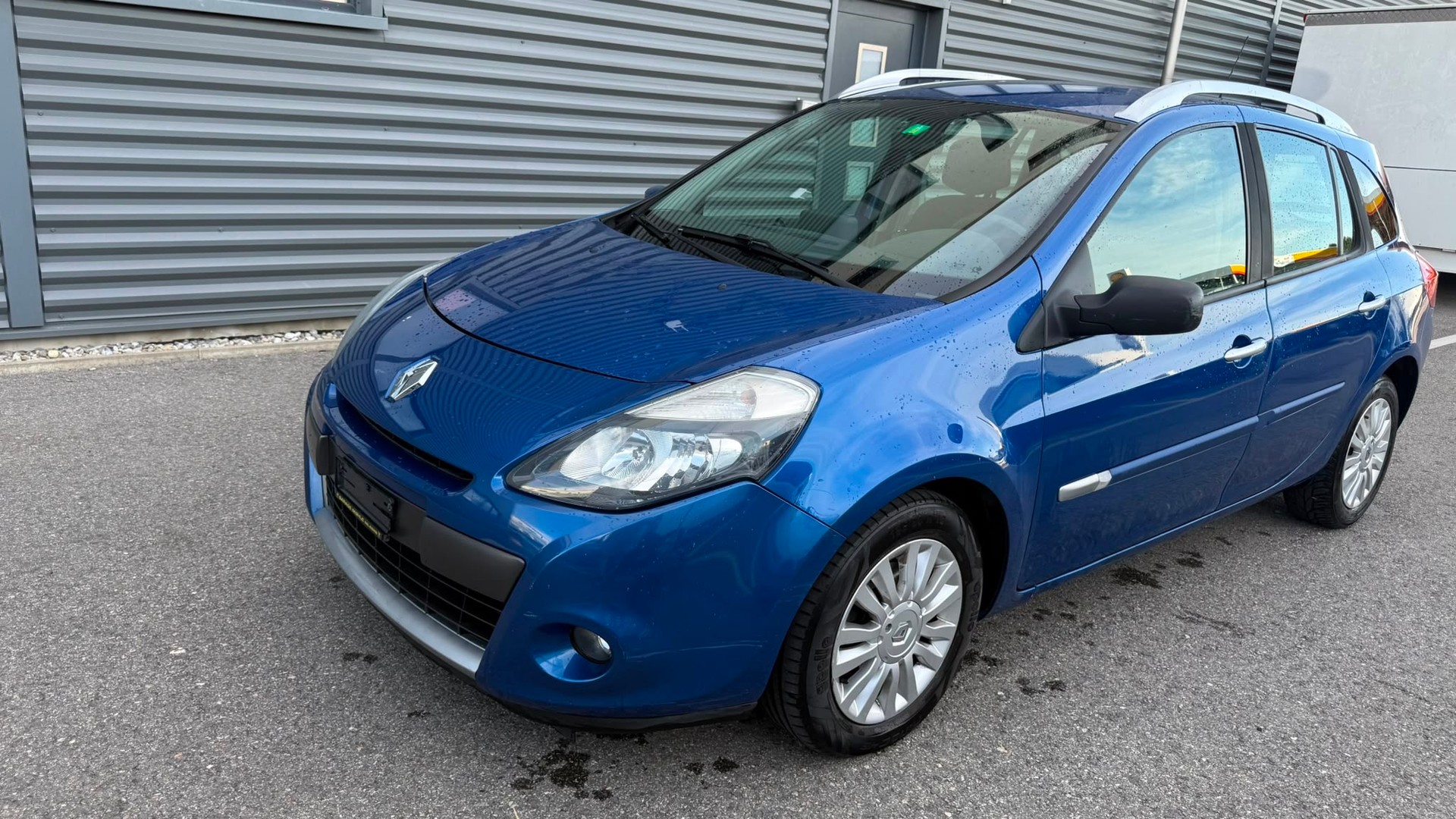RENAULT Clio Grandtour 1.2 16V Turbo Dynamique-image-0