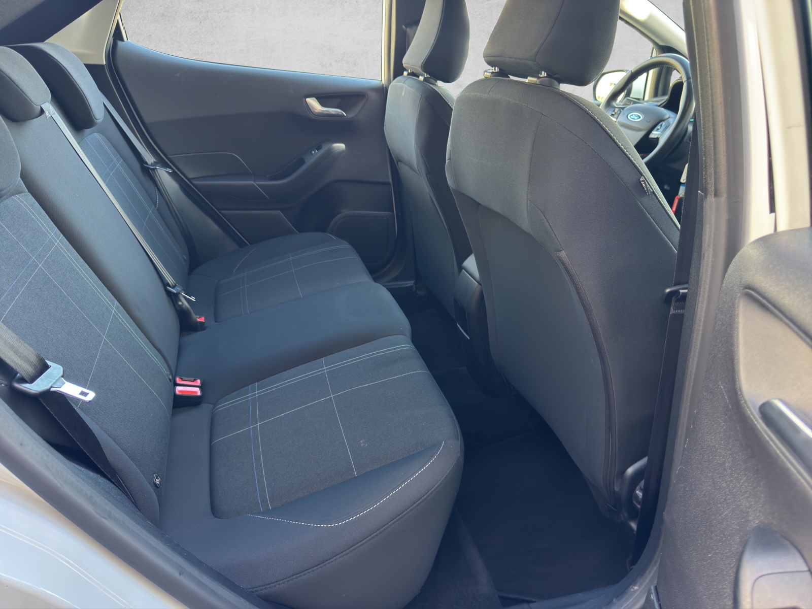 FORD Fiesta 1.0 SCTi Cool & Connect Automat-image-16