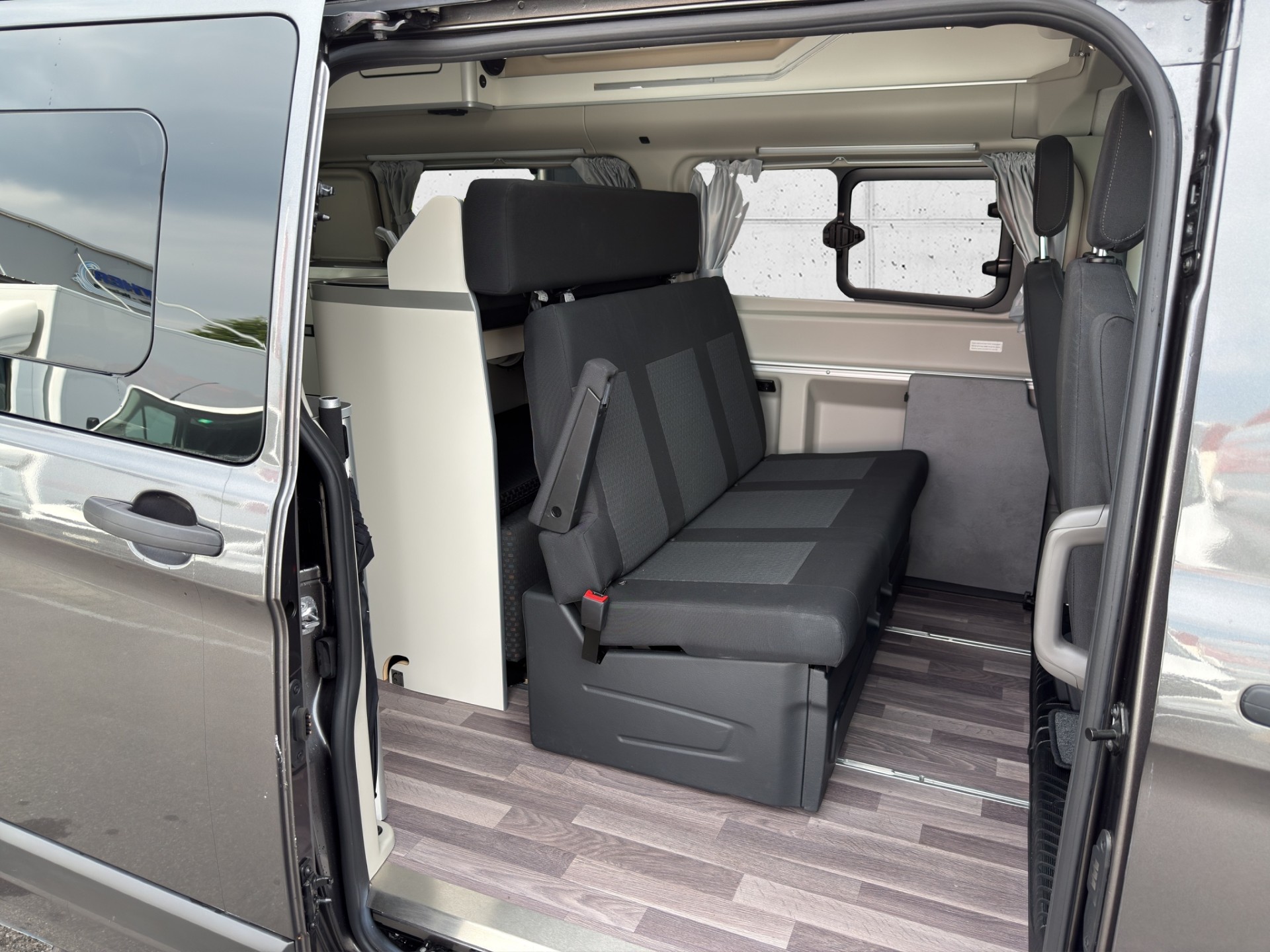 FORD Transit C Nugget 340 L2 2.0 TDCi 185 Plus-image-11