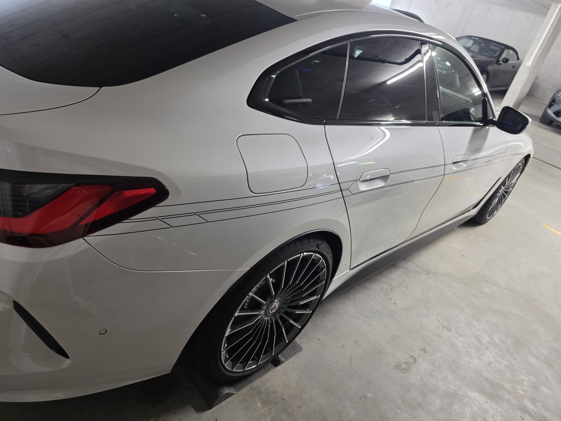 BMW-ALPINA Alpina B4 gran coupé-image-2