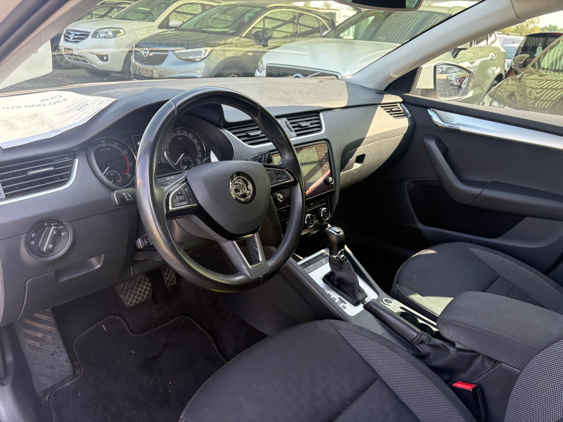 SKODA Octavia Combi 2.0 TSI Style 4x4 DSG-image-5