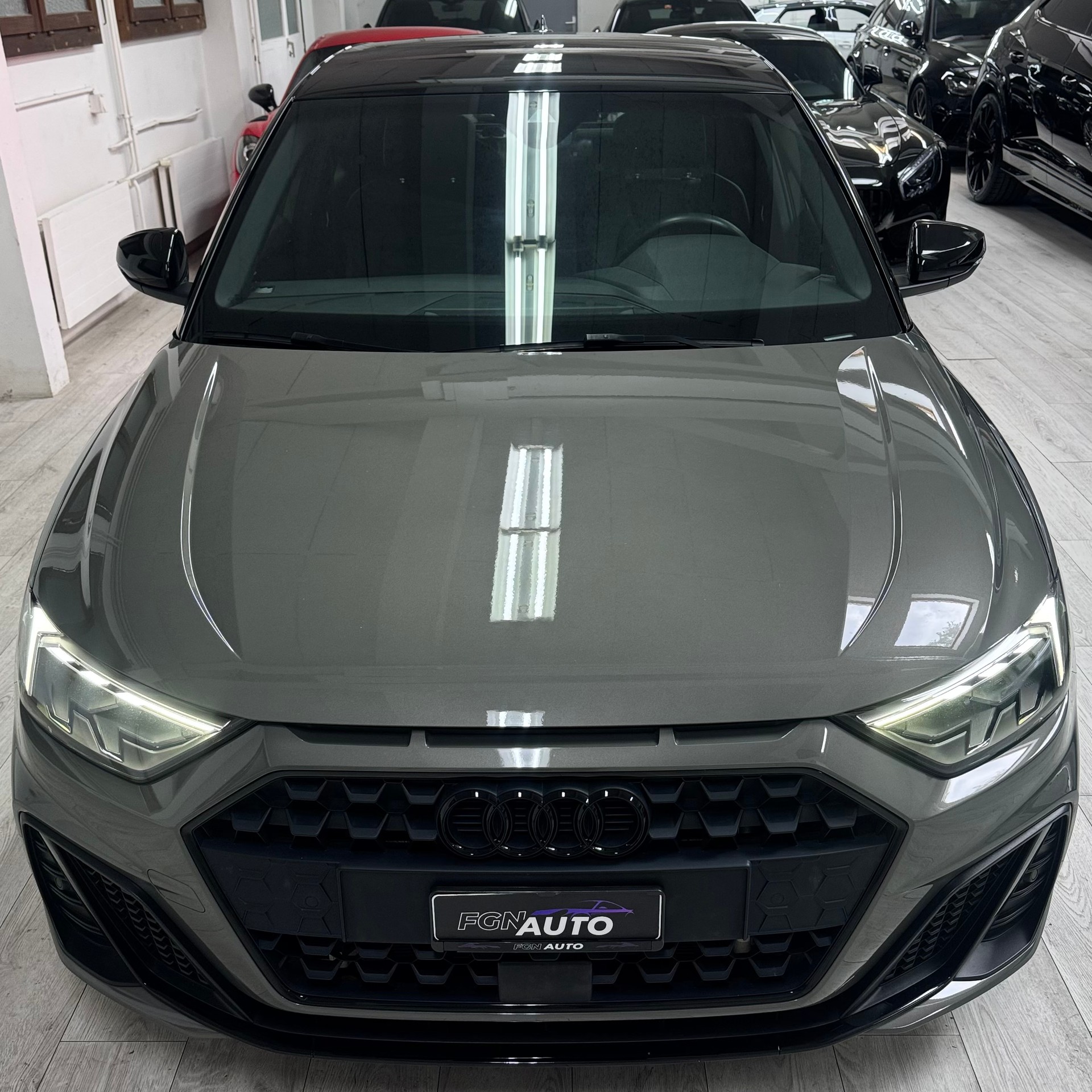 AUDI A1 Sportback 30 TFSI S Line Attraction S-tronic-image-1
