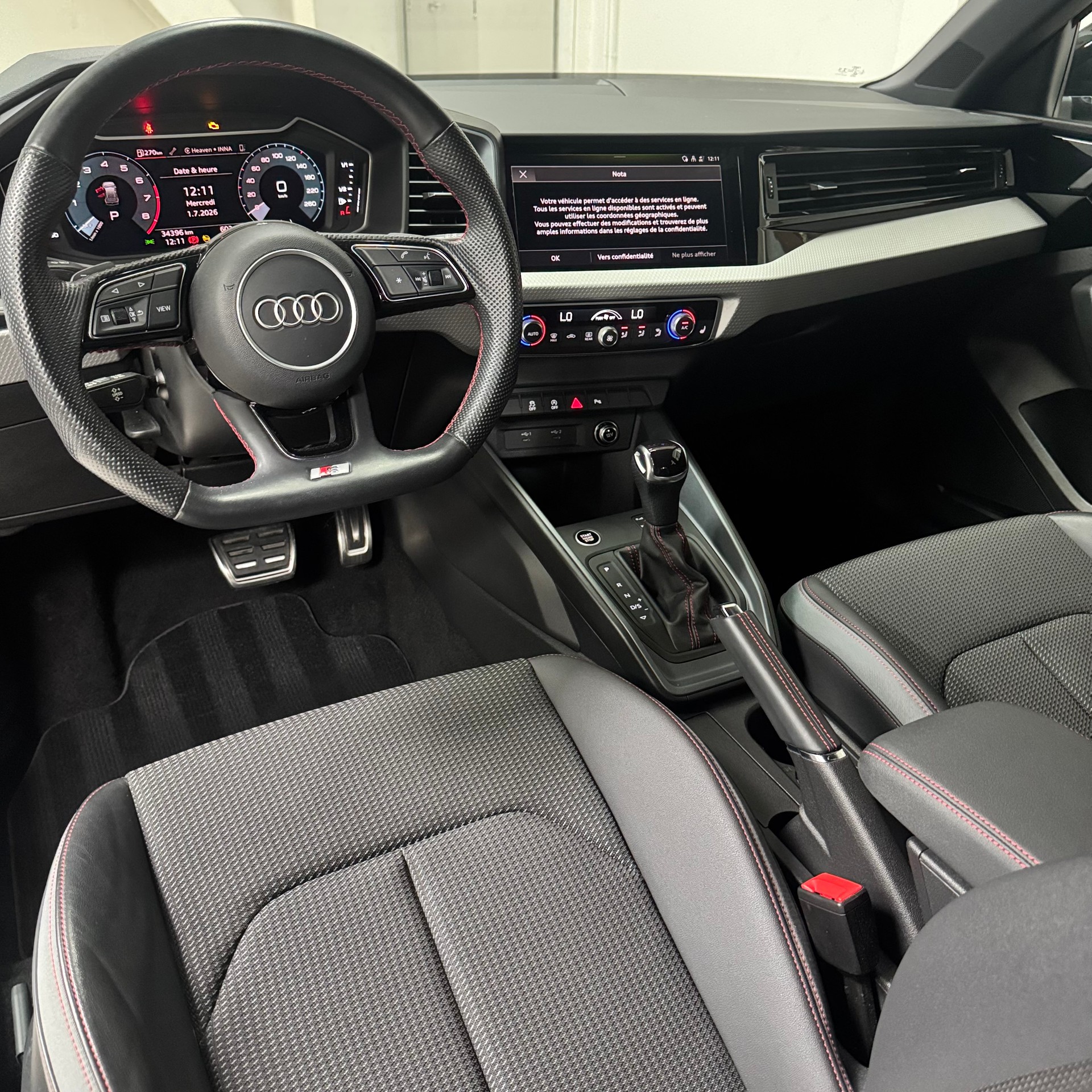 AUDI A1 Sportback 30 TFSI S Line Attraction S-tronic-image-14