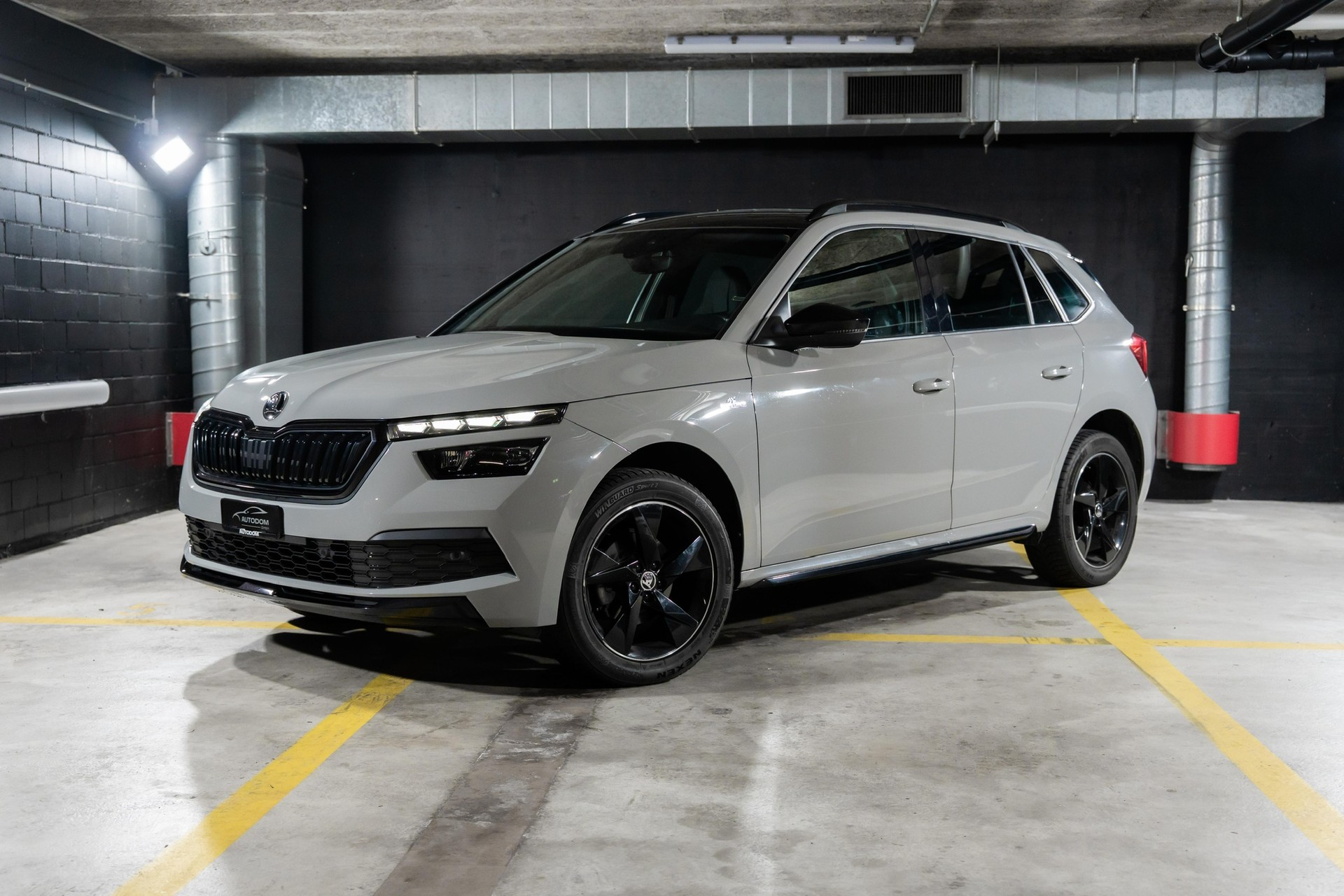 SKODA Kamiq 1.0 TSI Monte Carlo DSG-image-0