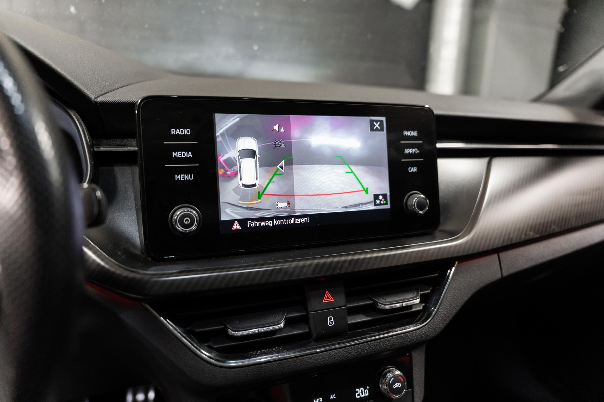 SKODA Kamiq 1.0 TSI Monte Carlo DSG-image-7