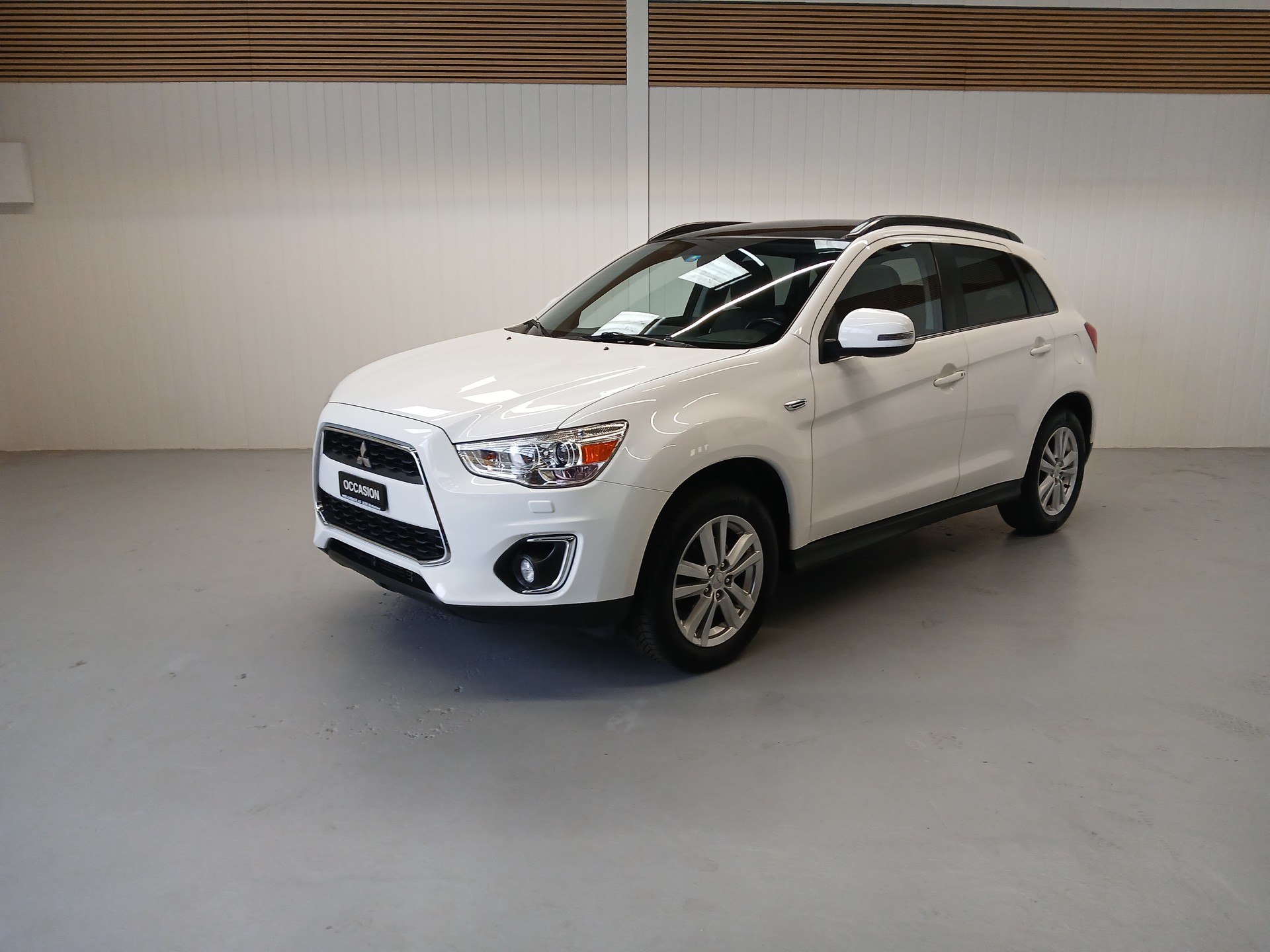 MITSUBISHI ASX 2.2 DID Navigator 4WD Automatic-image-0