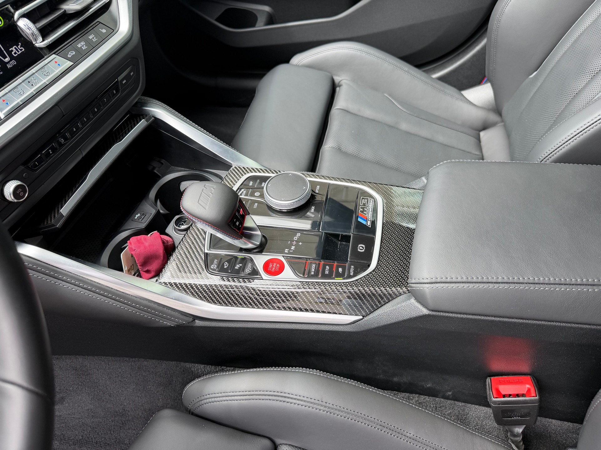 BMW M3 Competition M xDrive-image-12