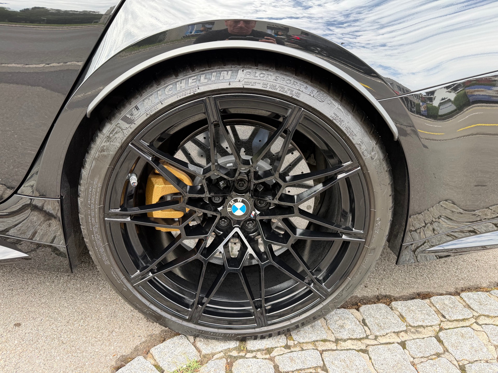 BMW M3 Competition M xDrive-image-6
