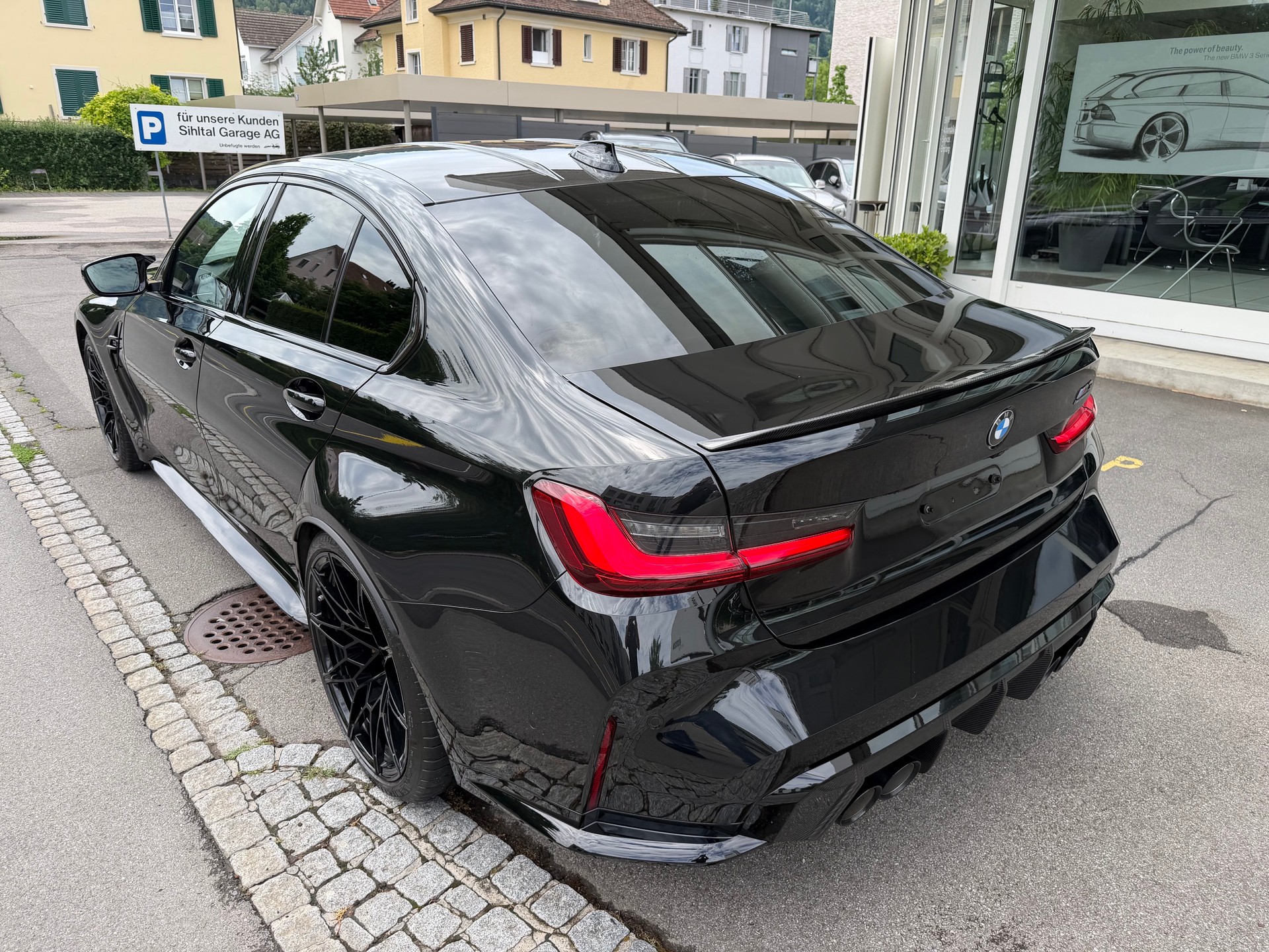 BMW M3 Competition M xDrive-image-7
