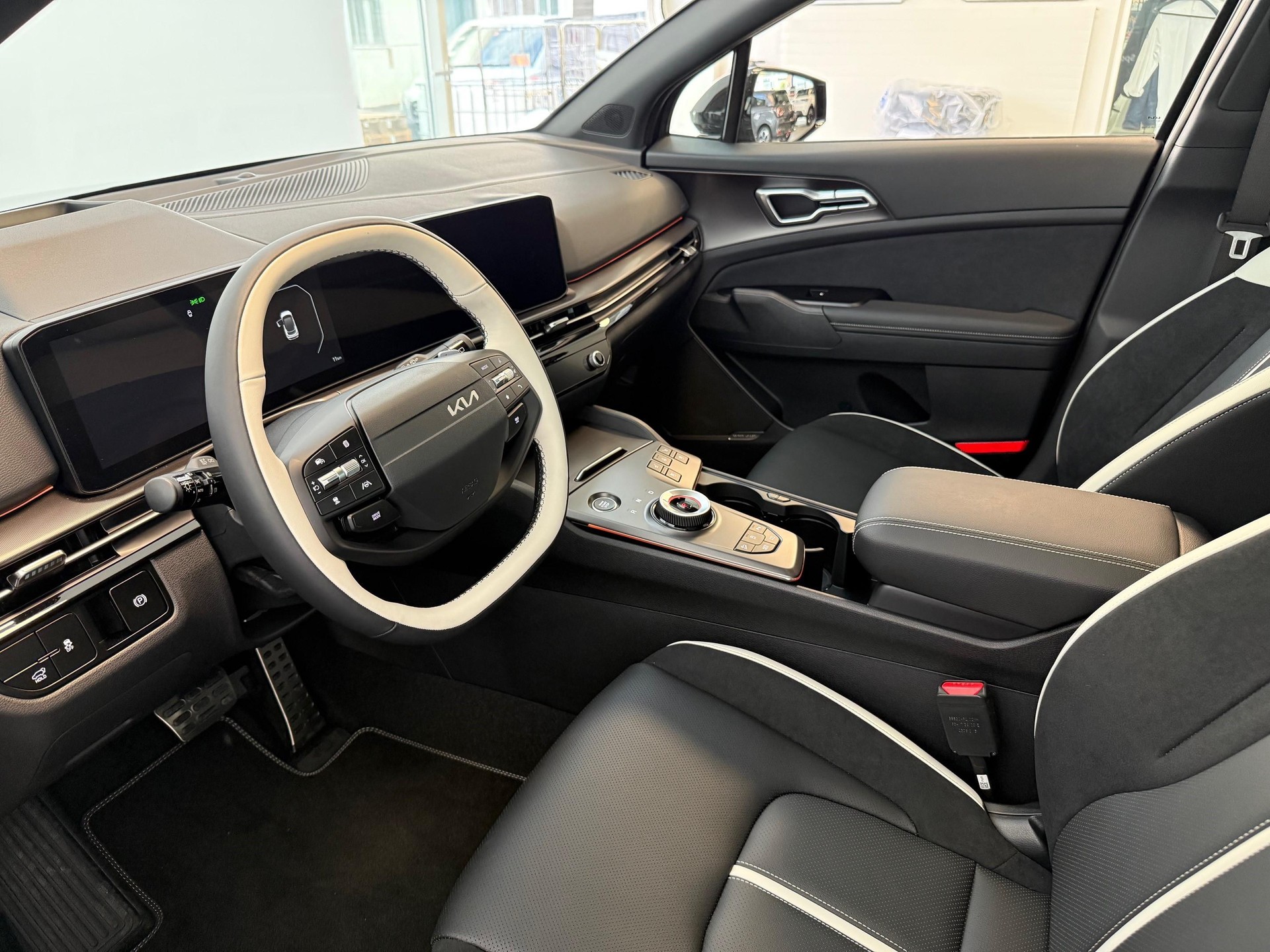 KIA Sportage 1.6 T-GDi GT-Line-image-5