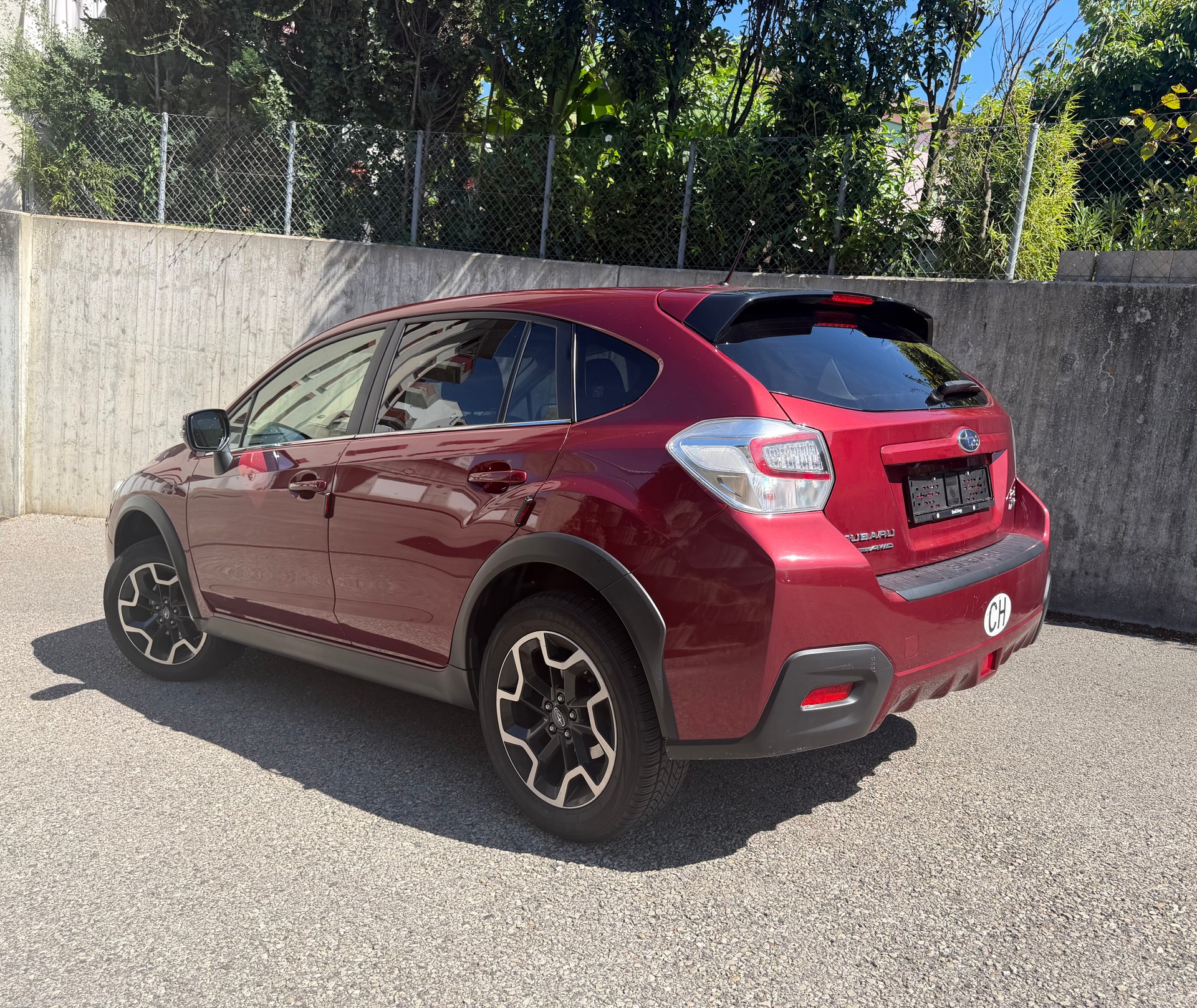 SUBARU XV 2.0 Swiss Two AWD CVT-image-4