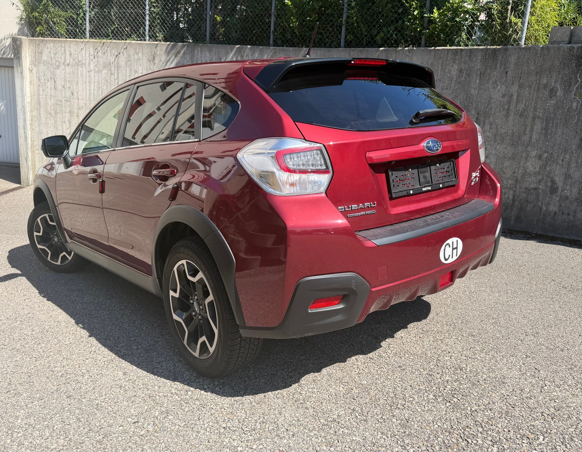 SUBARU XV 2.0 Swiss Two AWD CVT-image-2