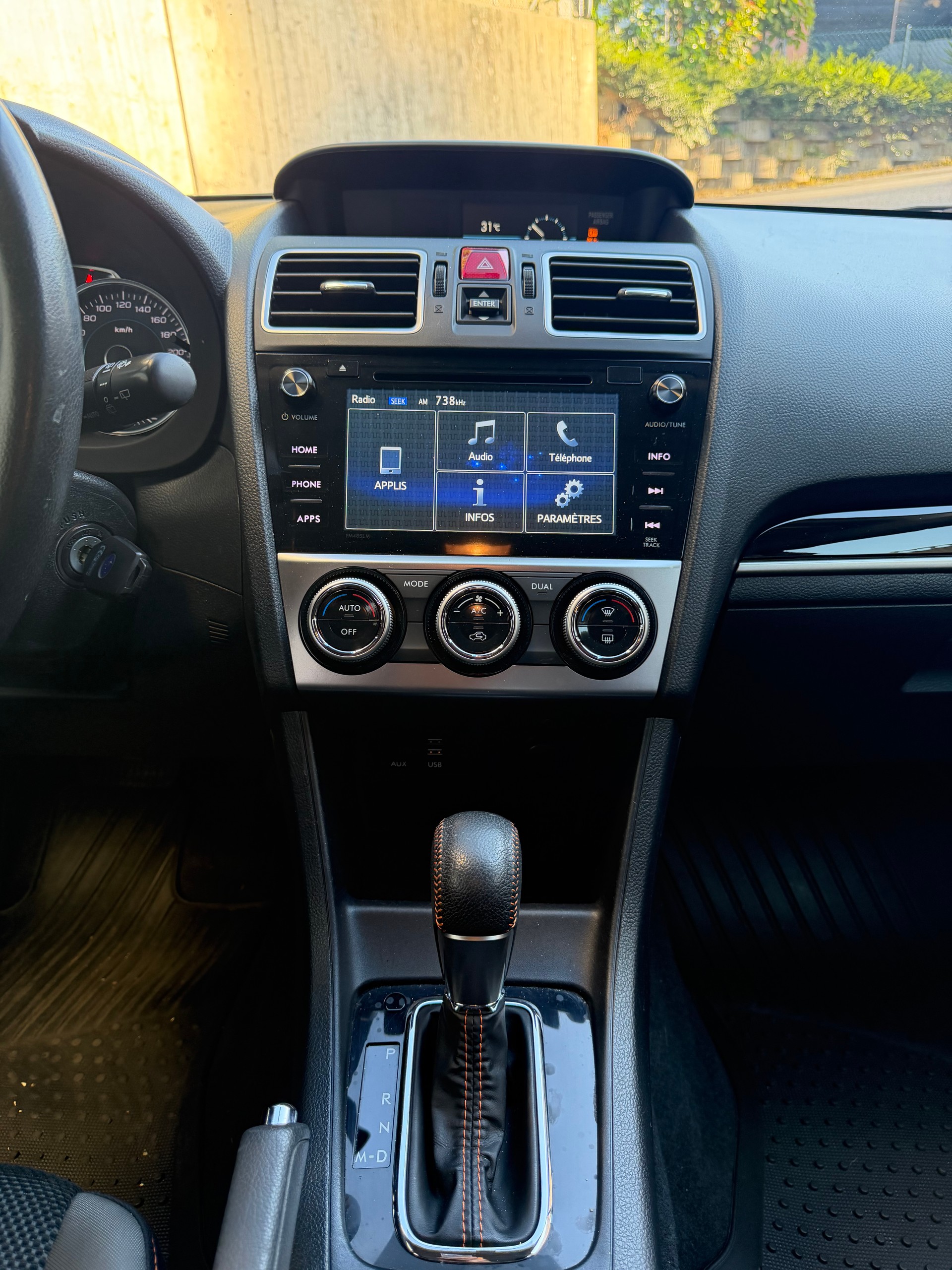 SUBARU XV 2.0 Swiss Two AWD CVT-image-6