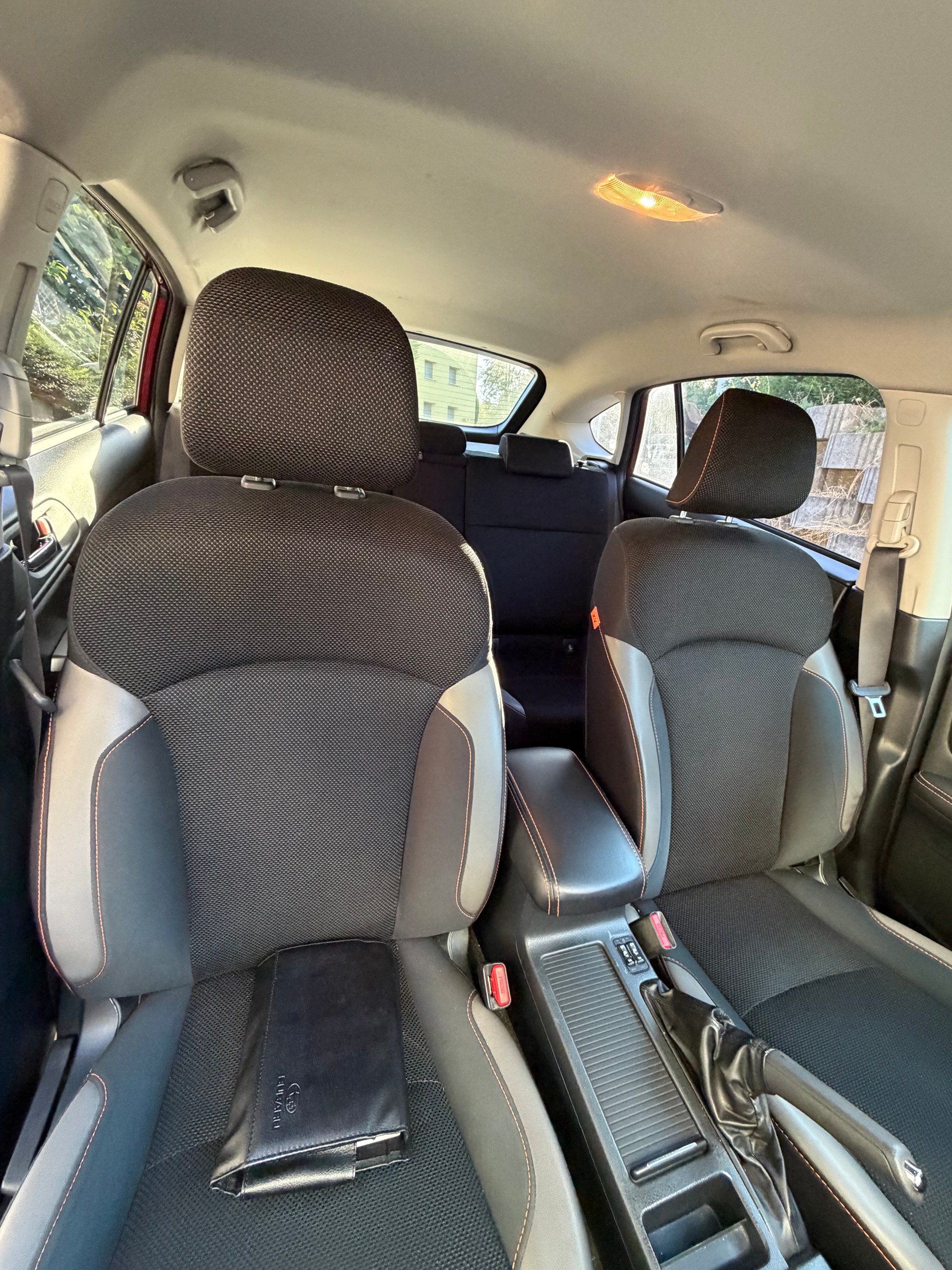 SUBARU XV 2.0 Swiss Two AWD CVT-image-12