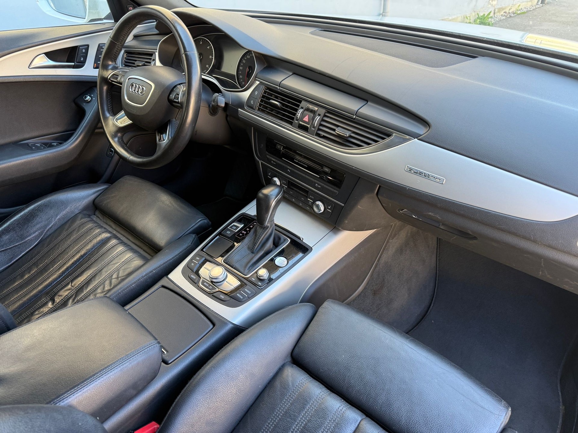 AUDI A6 Avant 3.0 TDI V6 quattro S-tronic-image-18