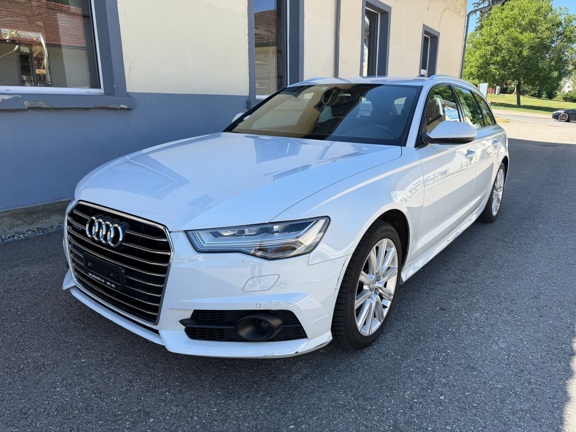AUDI A6 Avant 3.0 TDI V6 quattro S-tronic-image-1