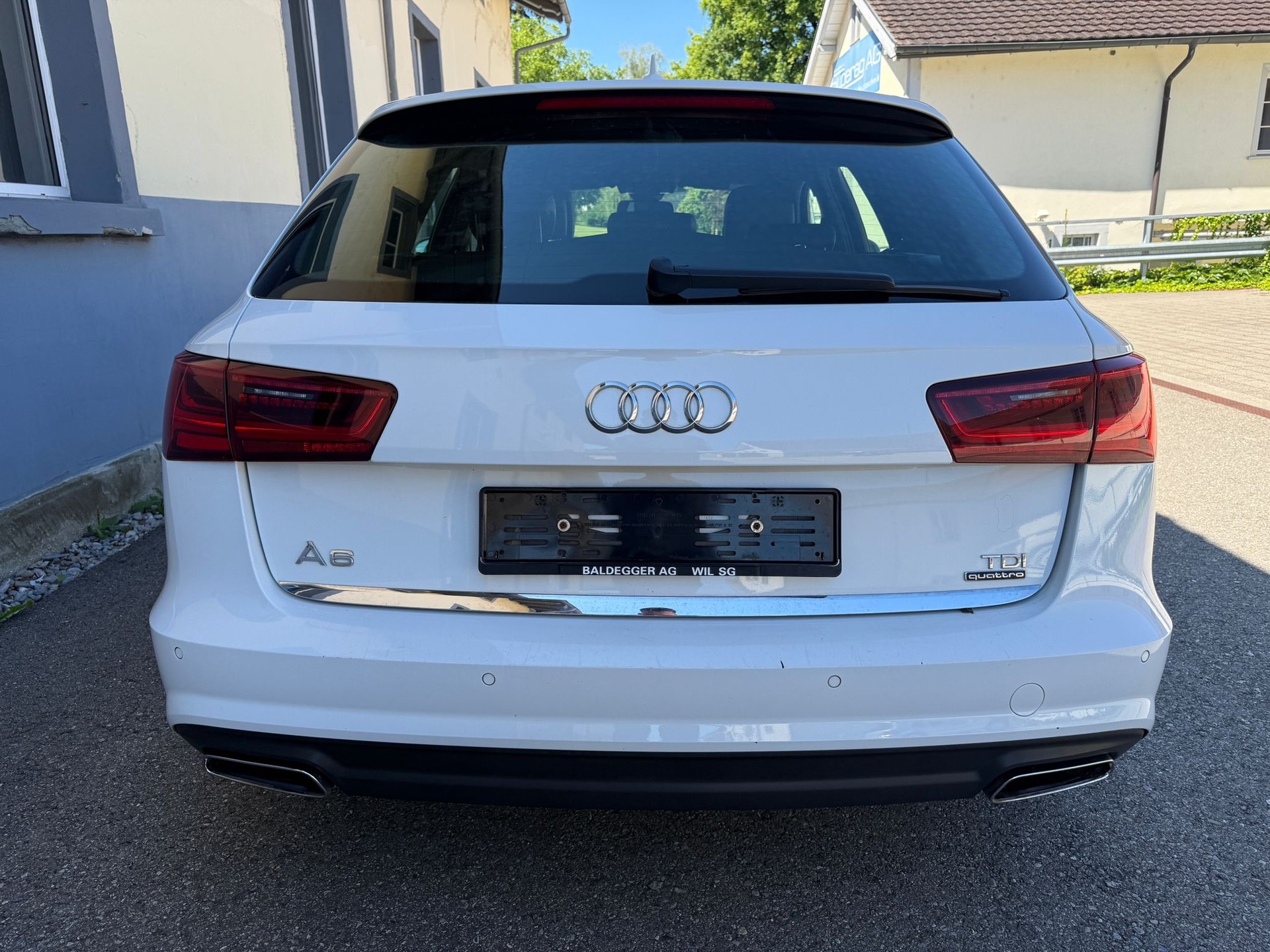 AUDI A6 Avant 3.0 TDI V6 quattro S-tronic-image-10