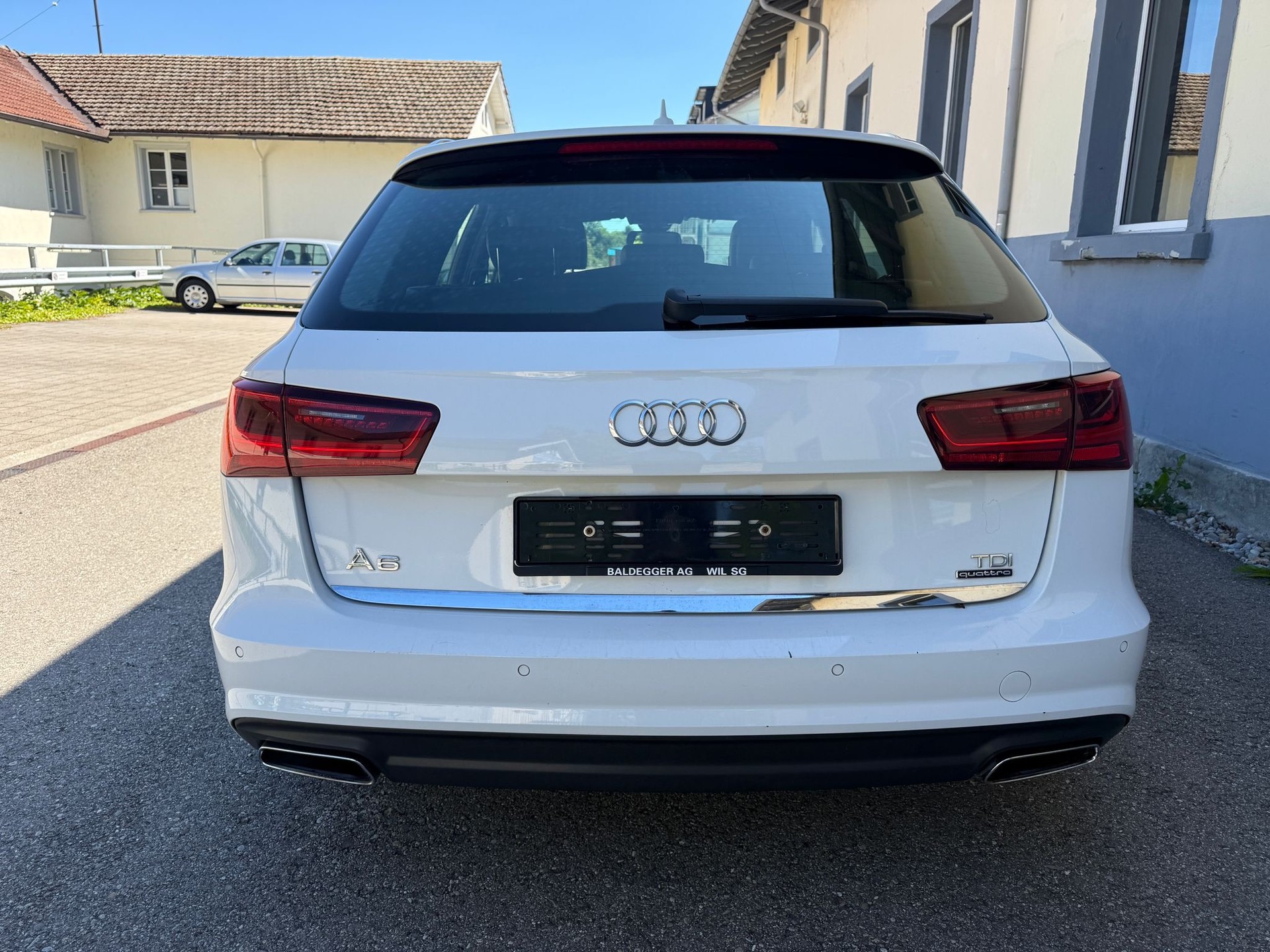 AUDI A6 Avant 3.0 TDI V6 quattro S-tronic-image-5