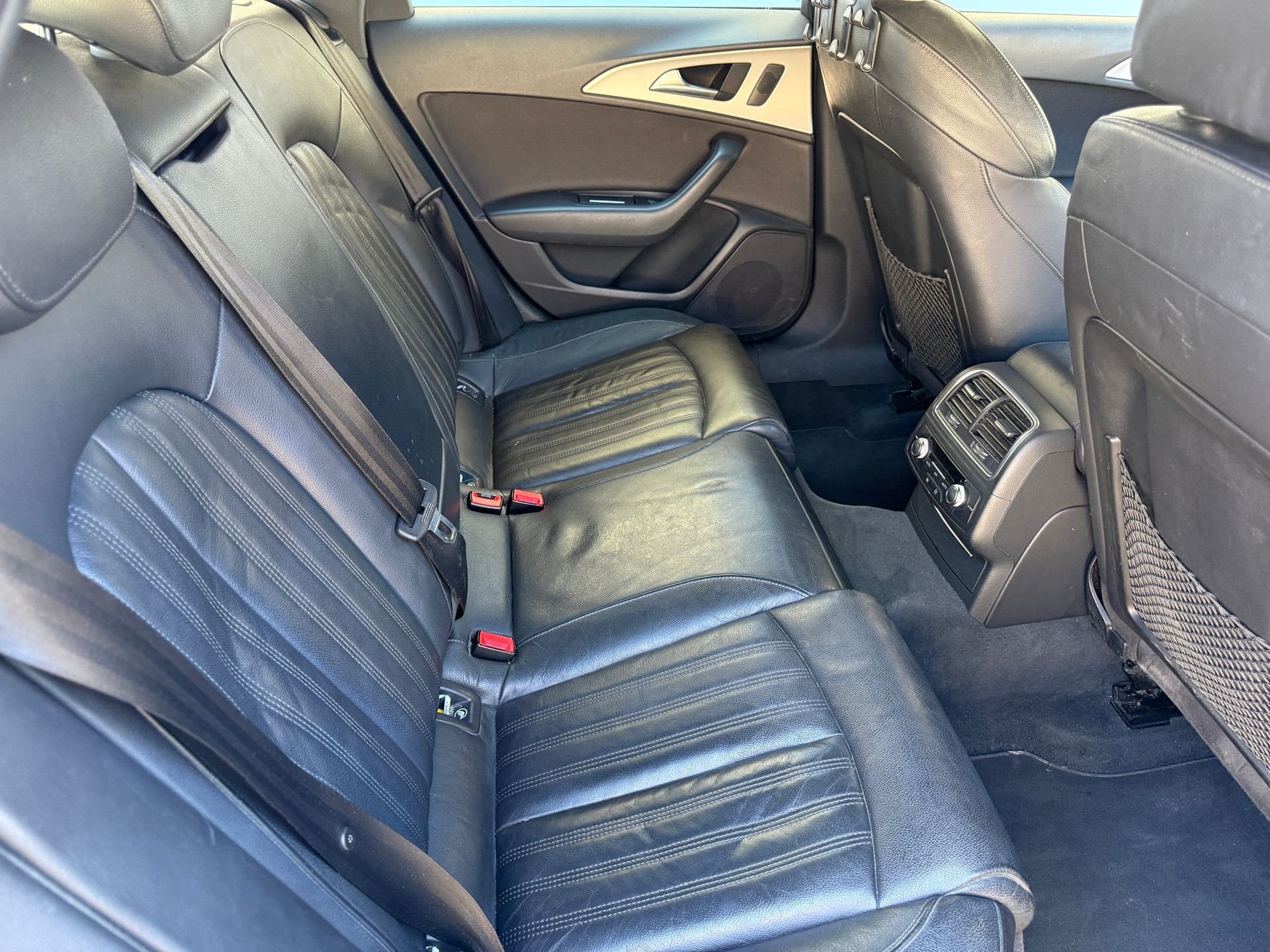AUDI A6 Avant 3.0 TDI V6 quattro S-tronic-image-11