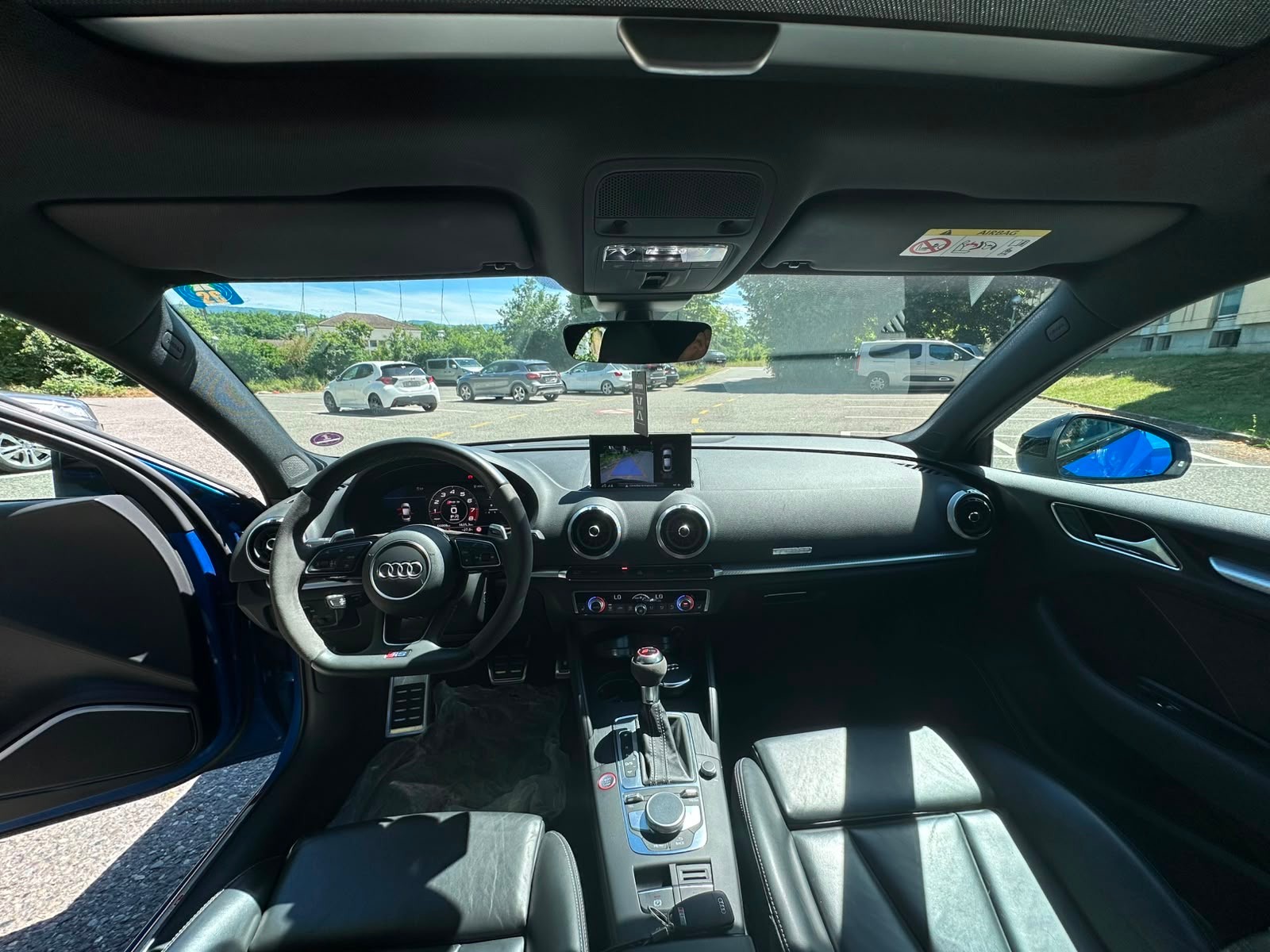 AUDI RS3 Limousine 2.5 TSI quattro S-tronic-image-7